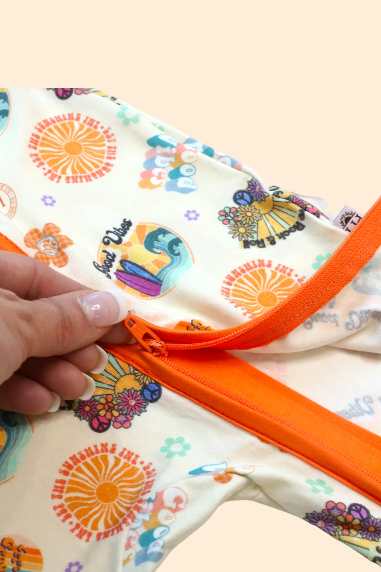𝐒𝐀𝐋𝐄! 𝟓𝟎% 𝐎𝐅𝐅! Bamboo Baby Pajamas - Double Zipper - Shorties - Good Vibes