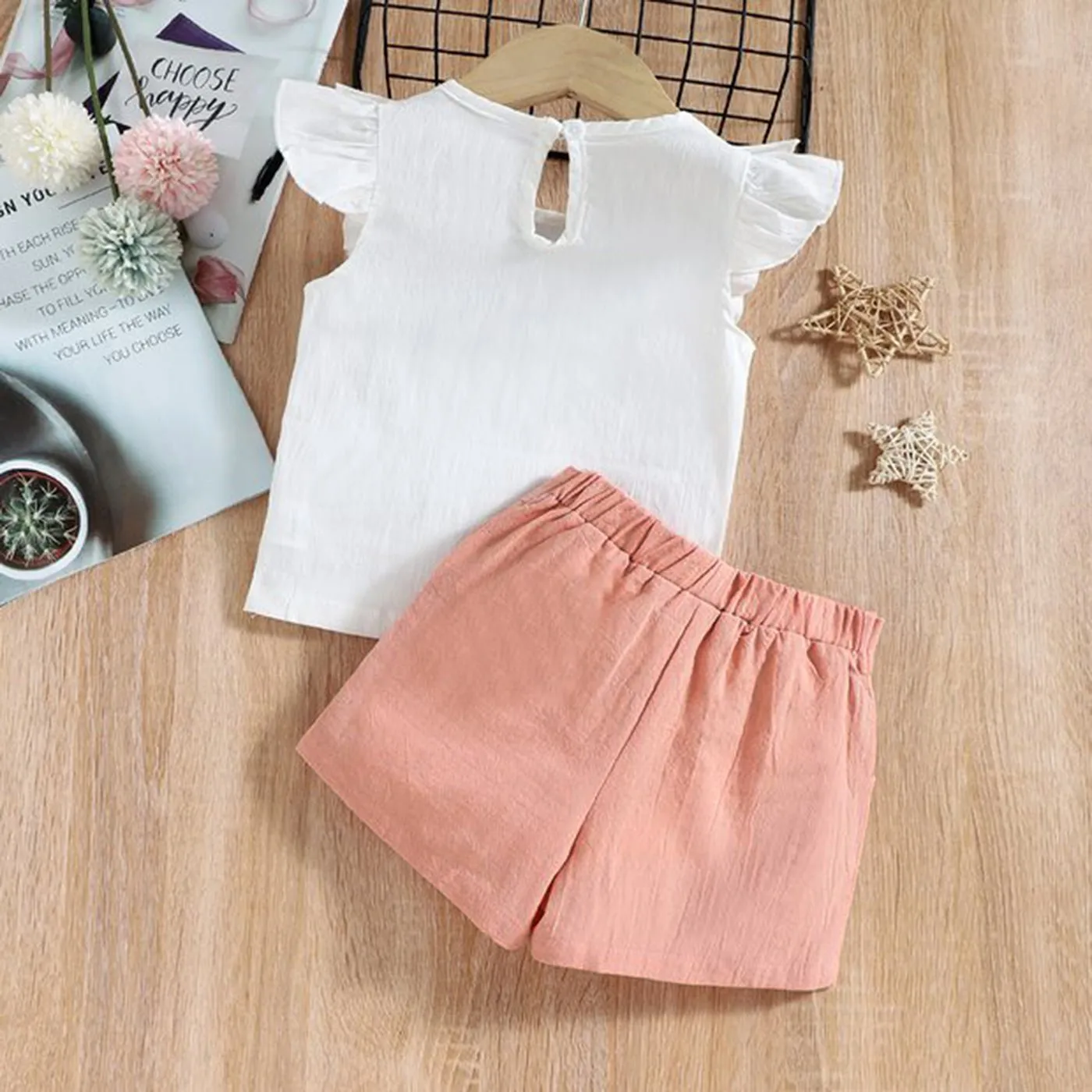 2-piece Baby / Toddler Girl Pretty Floral Embroidery Top and Solid Shorts Sets
