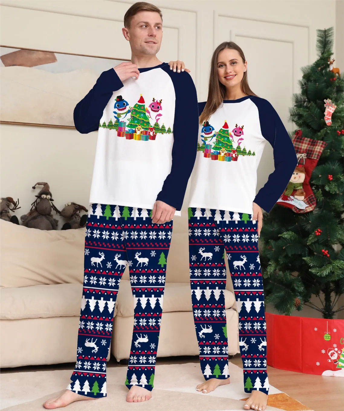 2023 Christmas Family Matching Pajamas Mom Daughter Dad Son Clothing Set Women Men Girls Boys Pyjamas Red Sleepwear Family Look