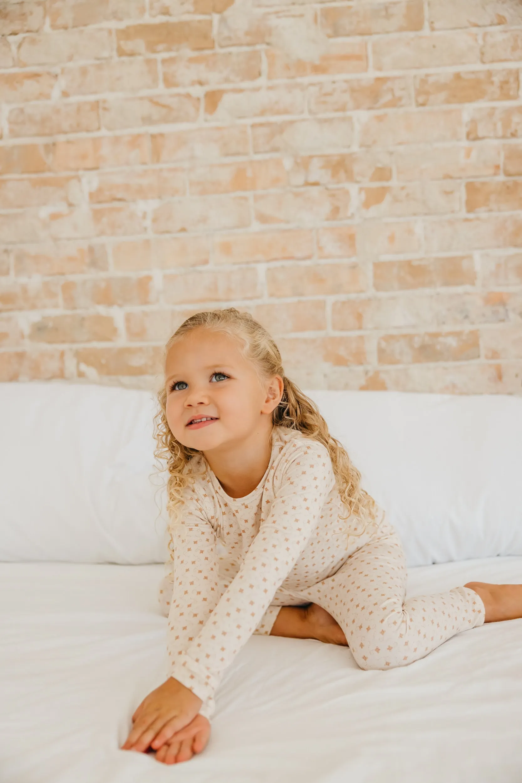 2pc Long Sleeve Pajama Set - Hunnie