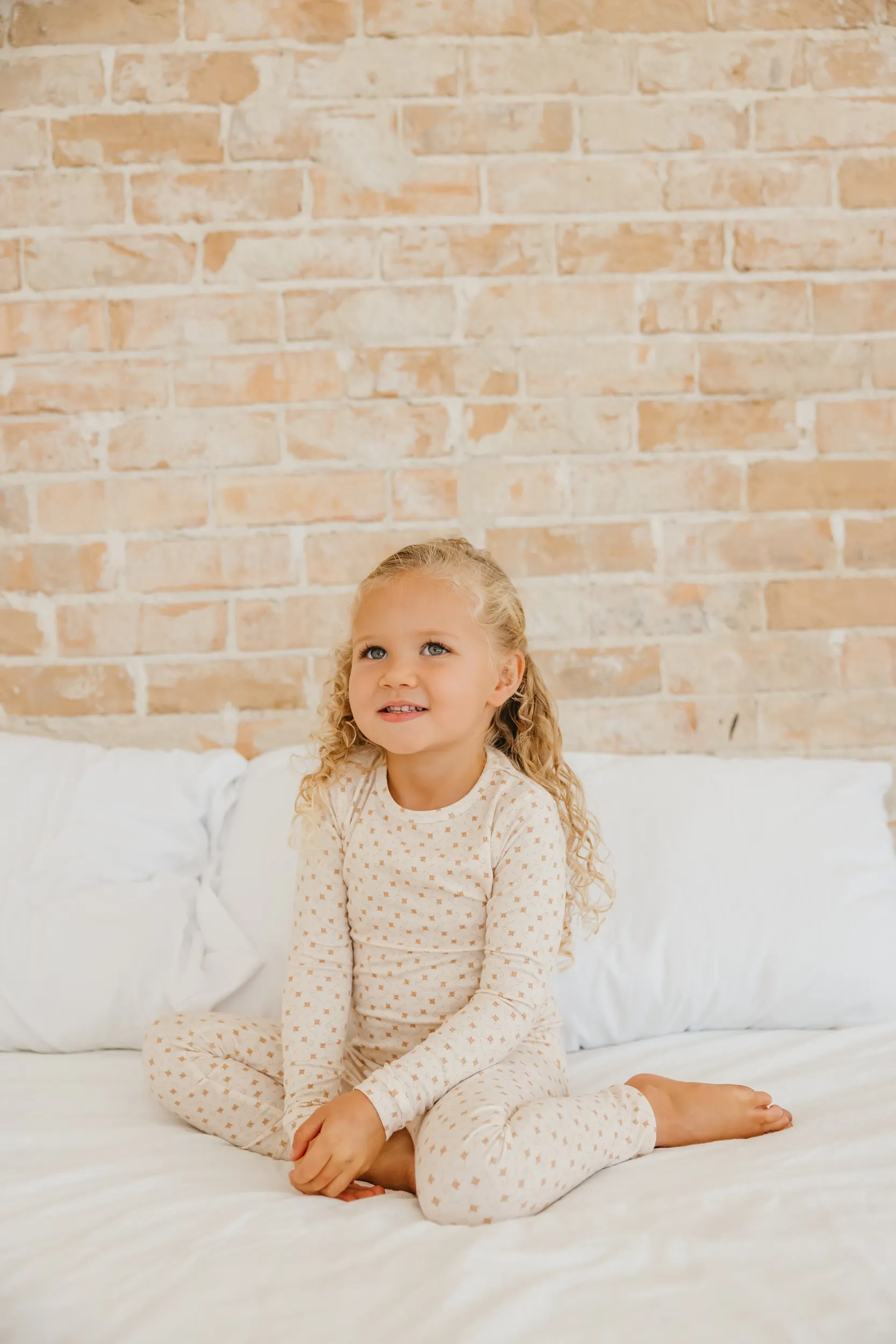 2pc Long Sleeve Pajama Set - Hunnie