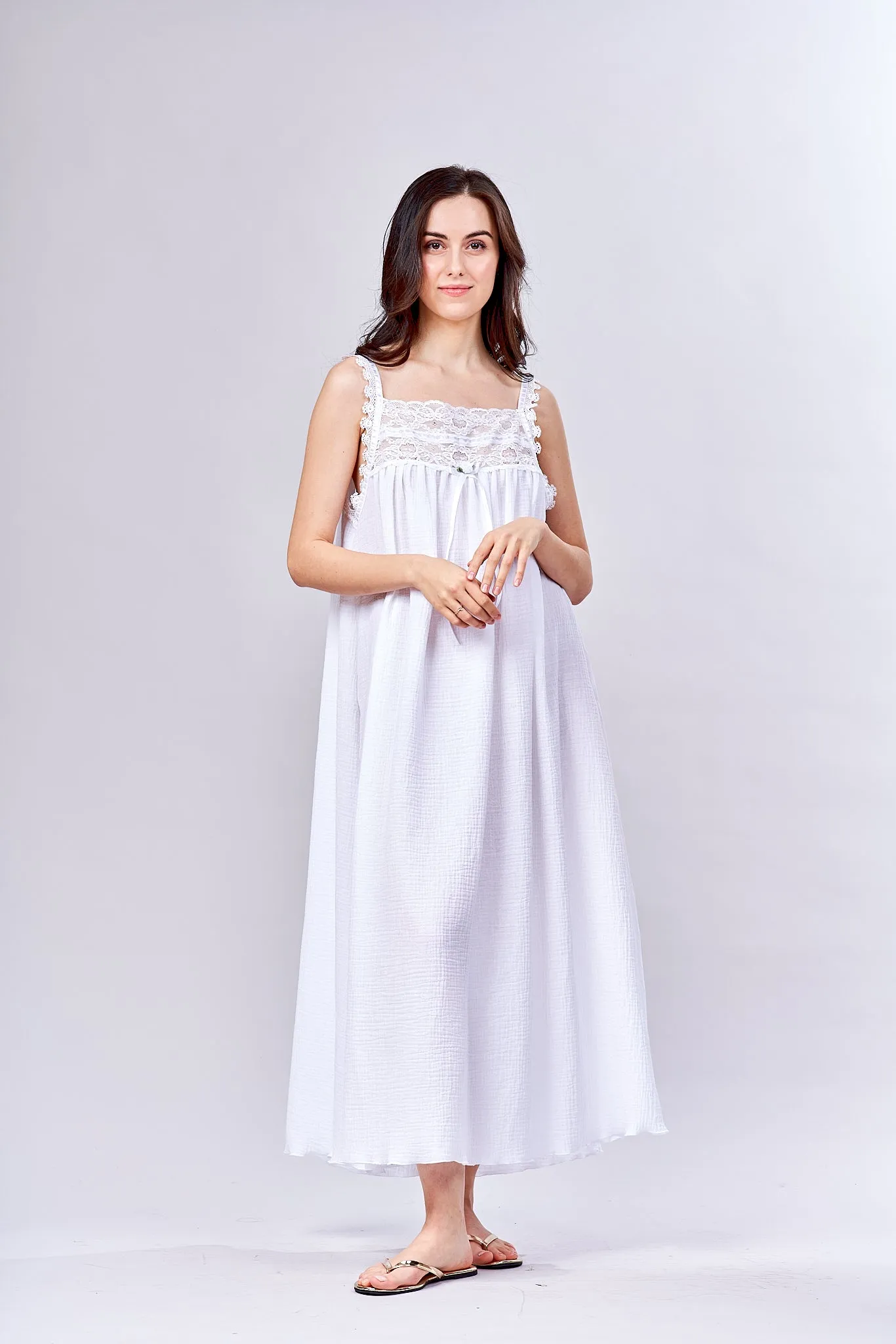 3011 - Long gown with straps