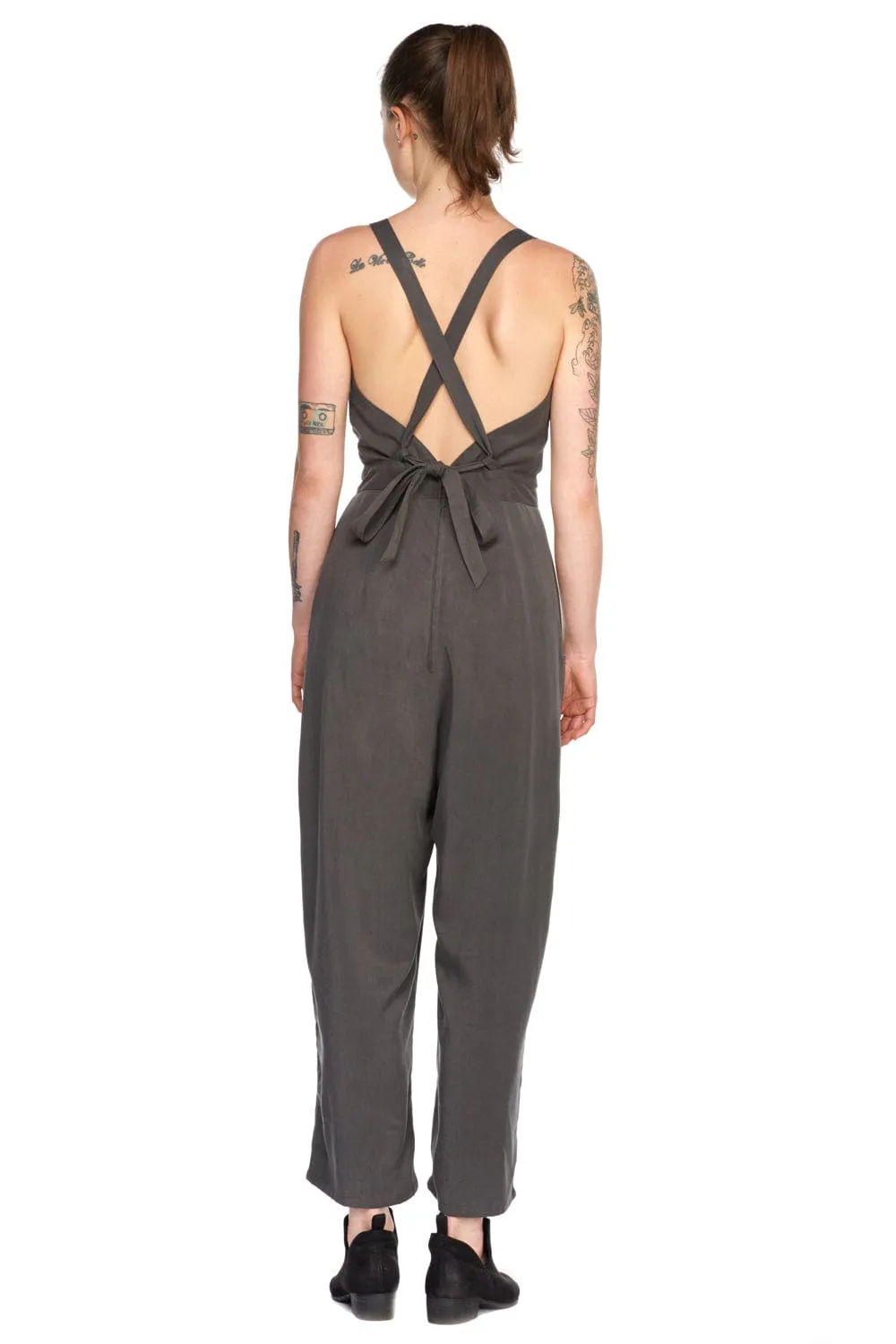 Yolked Juniper Jumpsuit in Olive Tencel Comfy Texture