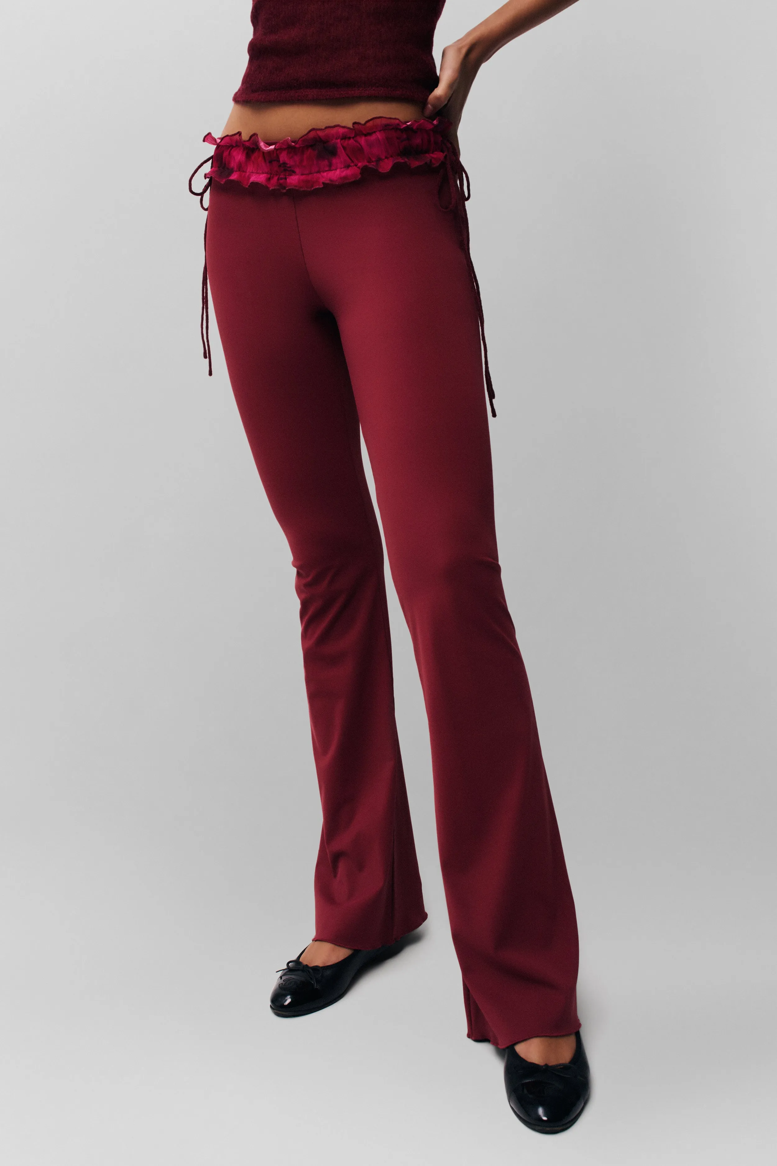 Ruched Side Tie Stretch Pant Non Binding Waist