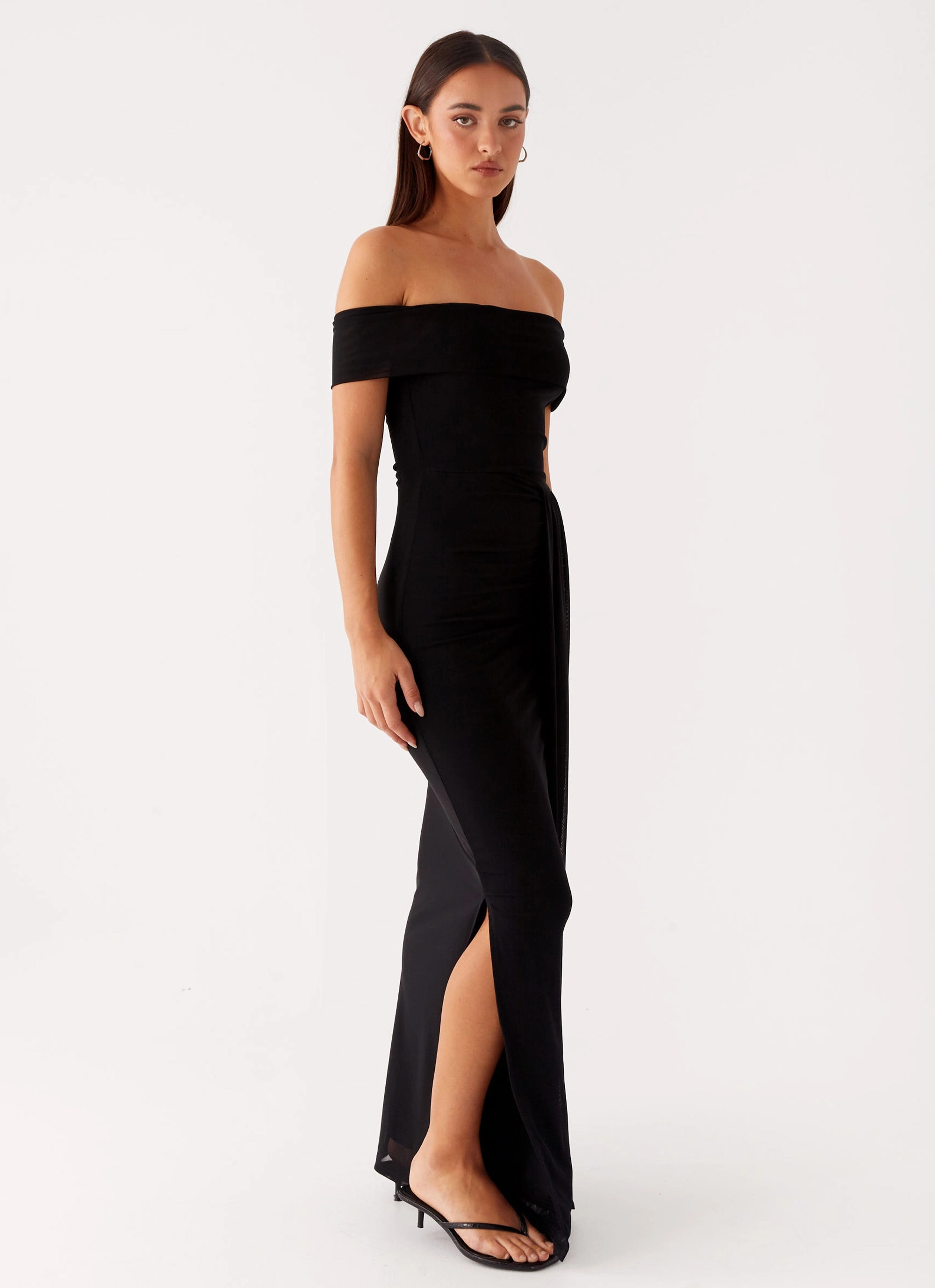 Smooth Feel Ruffle-Detail Aileen Maxi Dress - Black