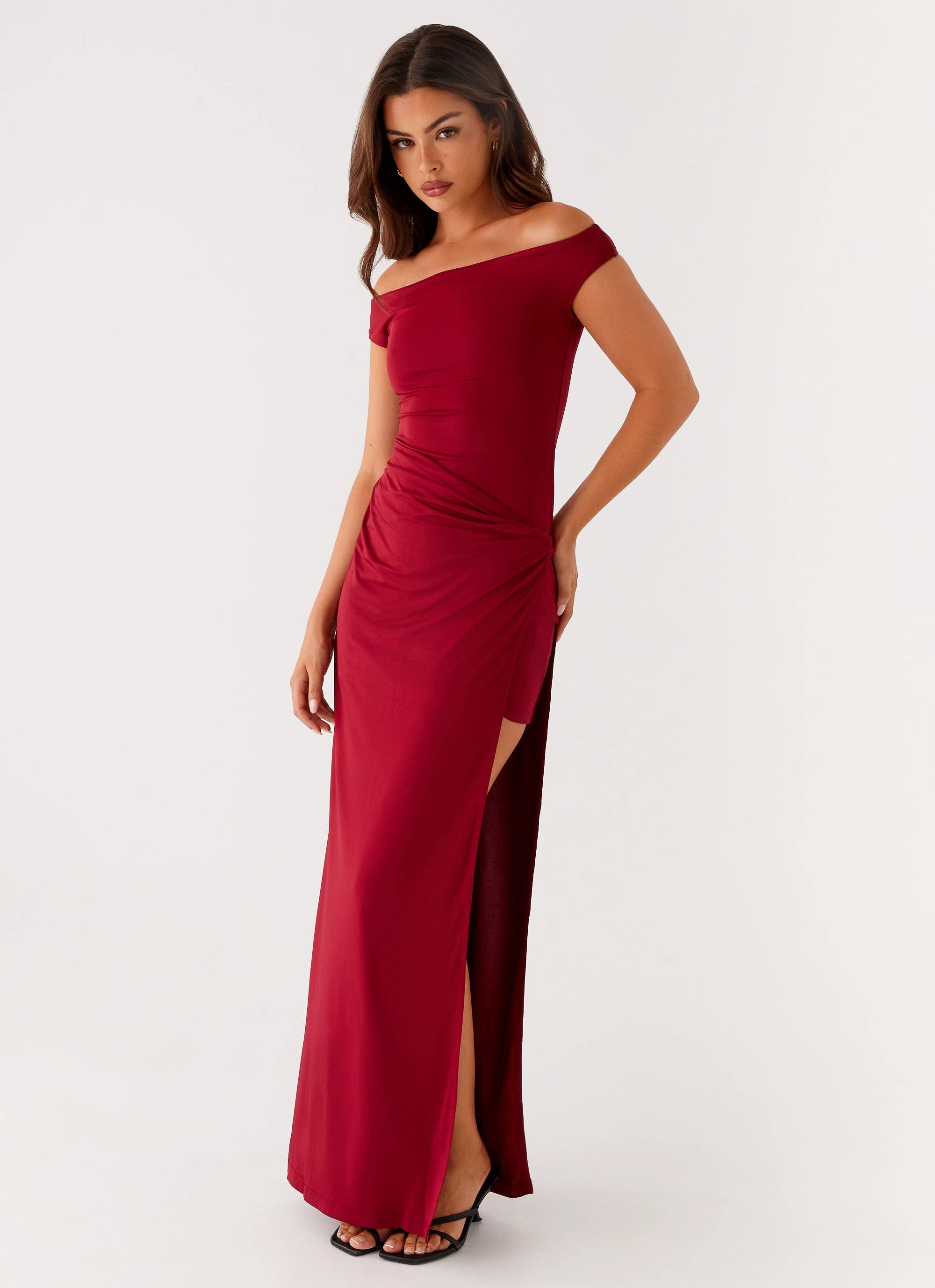 Amerie Maxi Dress - Maroon Sleek and Sleek Luxe Wear