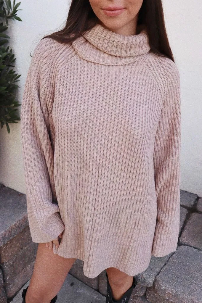 Tanya Turtleneck Oversized Sweater Natural Odor Control Travel Light
