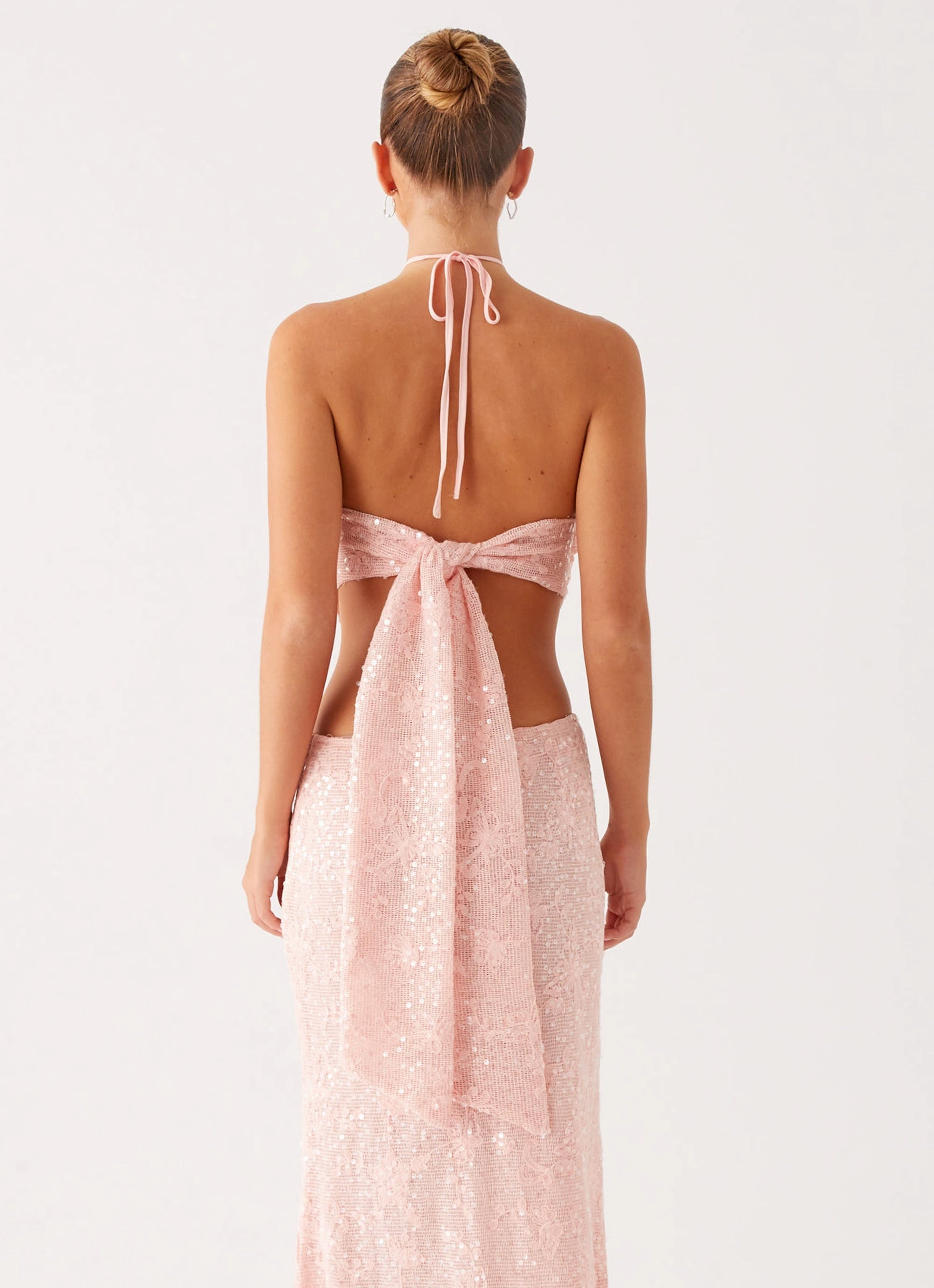 MoistureWicking Technology Reinforced Neckline Detail Queenie Sequin Halter Top - Pink