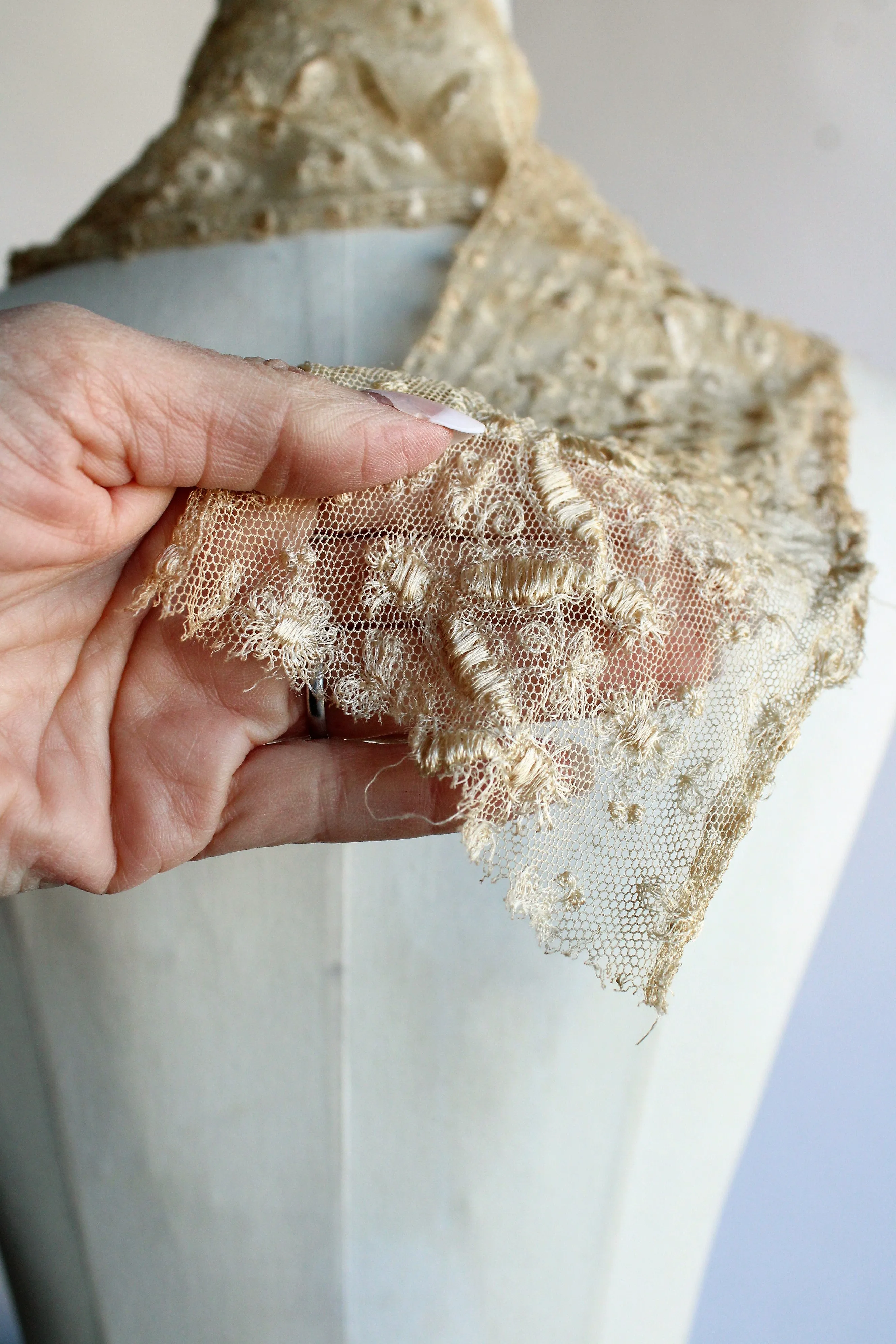 Antique 1910s 1920s Silk Lace Scarf or Sash or Trim