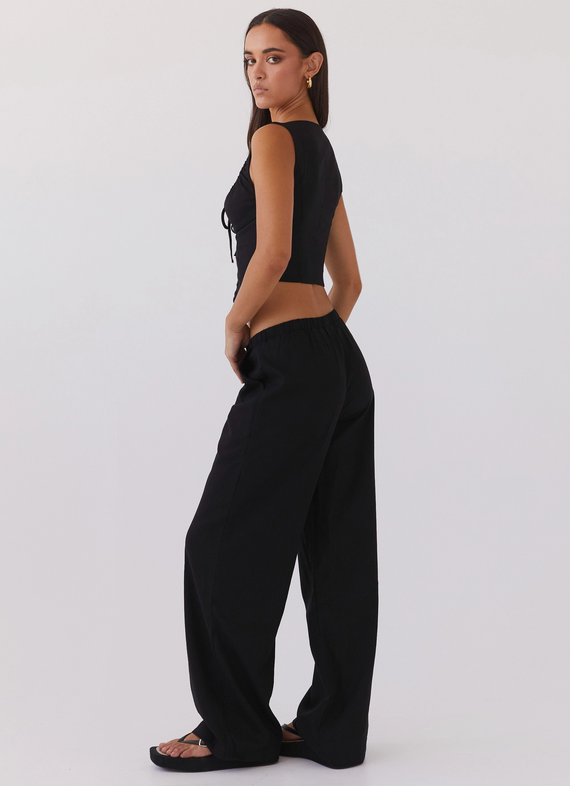 NoiseReducingFabric Fresh Face Linen Pants - Black