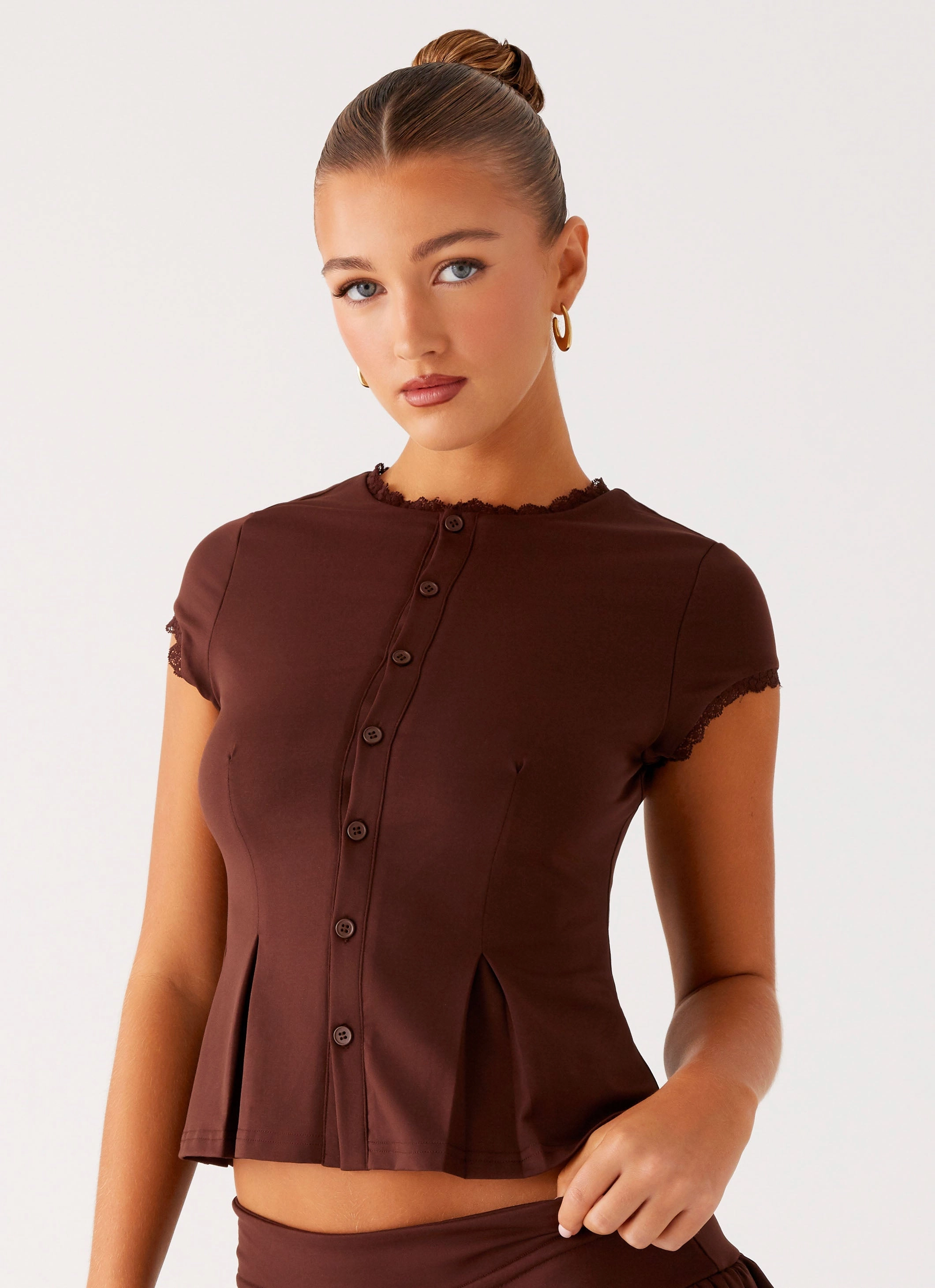 Landon Button Up Top - Chocolate ErgonomicShape Quick Access Pockets