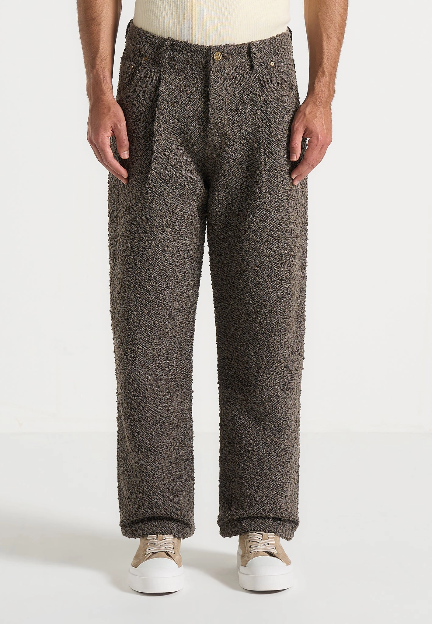 Arnault - Boucle Pleated Jeans - Brown Effortless Layer