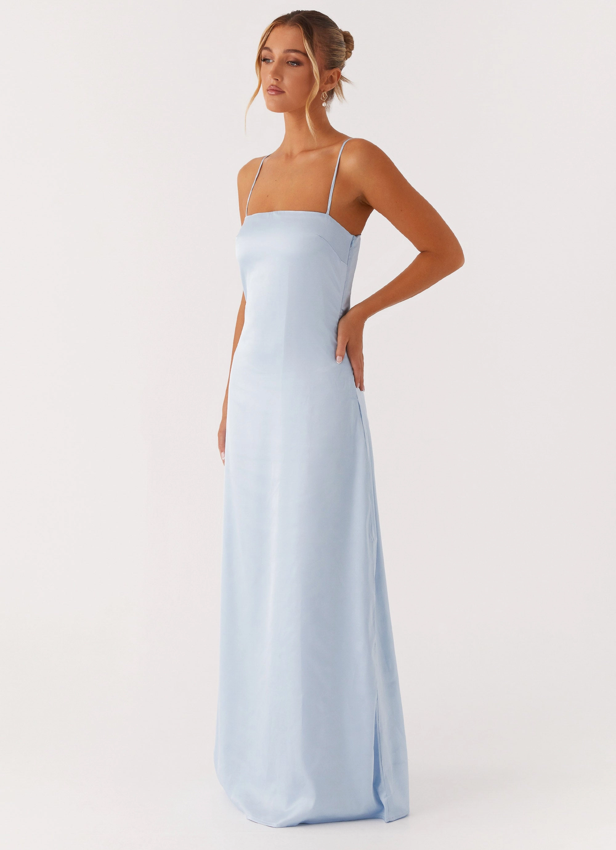 Aster Bloom Maxi Dress - Blue Light Comfort