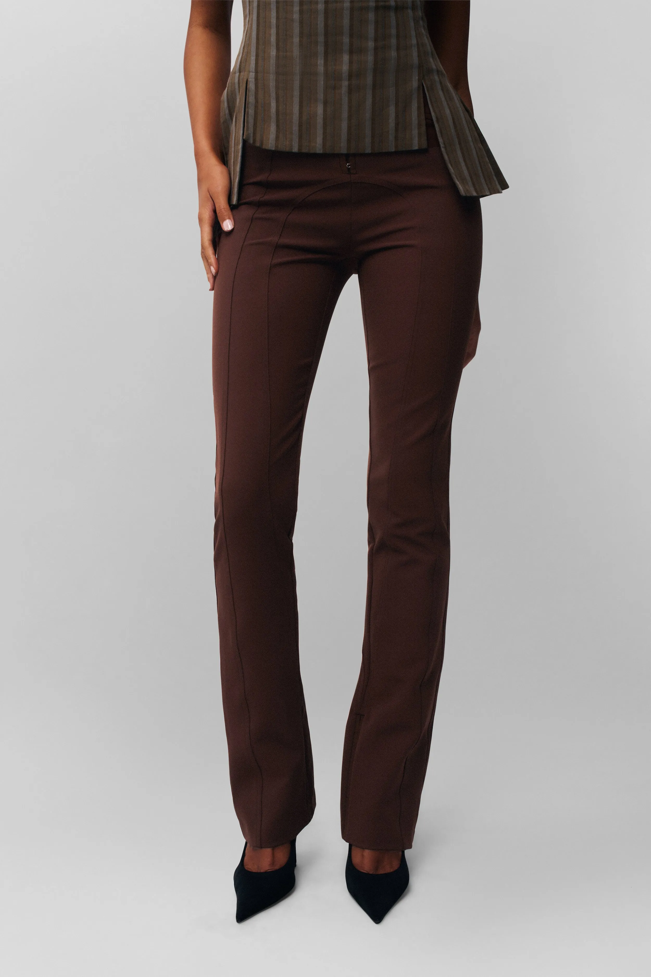 Travel-Ready Aurora Trouser
