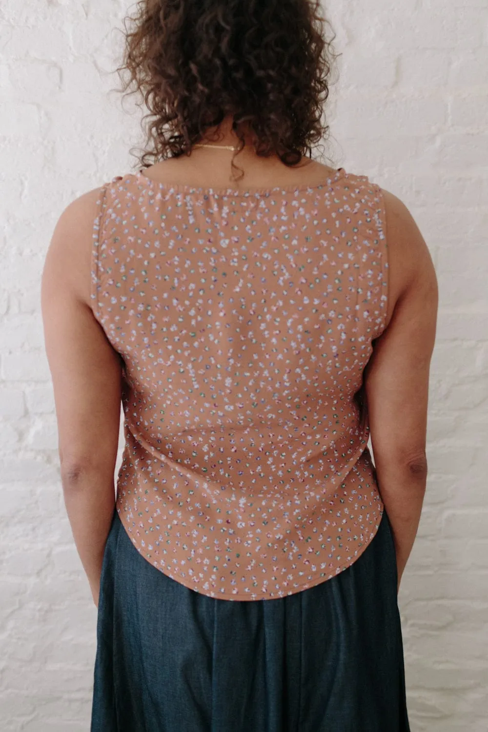 HeatRegulating Aviva Top in Faun Floral