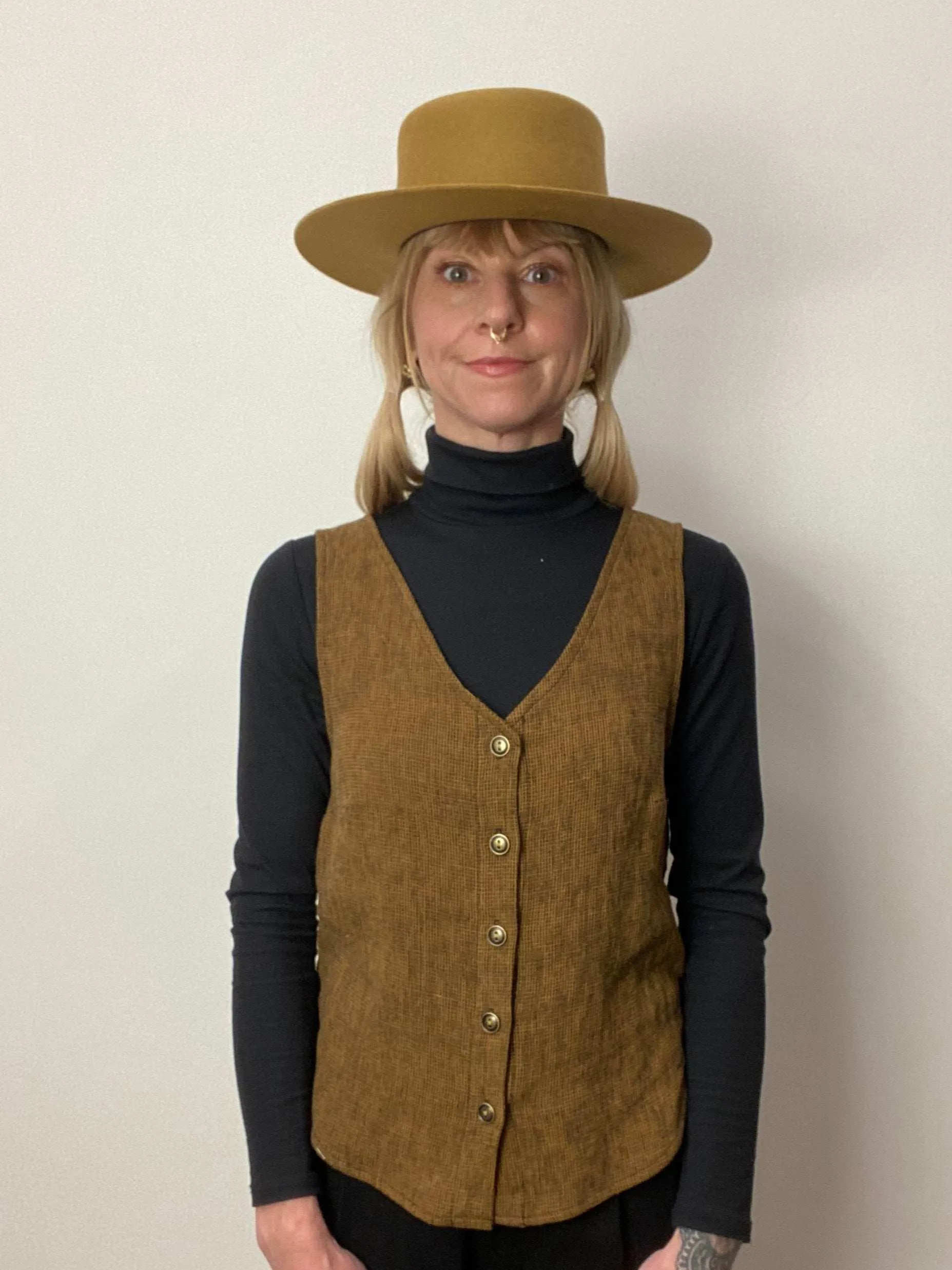 Aviva Top in Golden Checker Unstructured Fit
