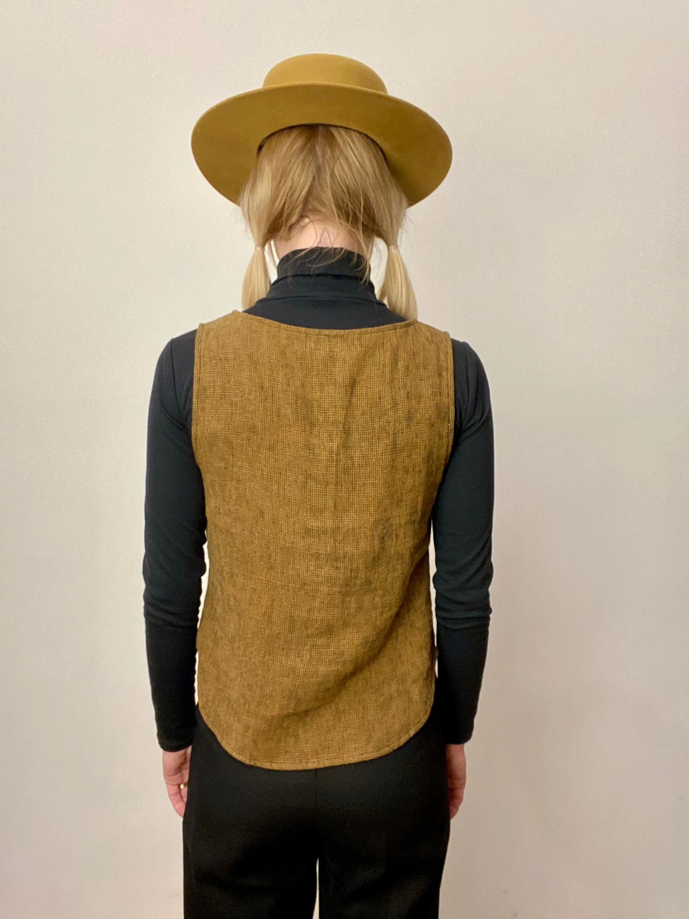 Aviva Top in Golden Checker Flatlock Seams
