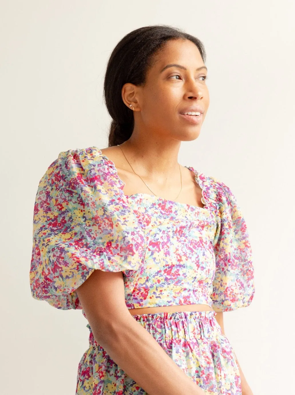 DoubleLayeredFabric Stretch Material Azalea Top
