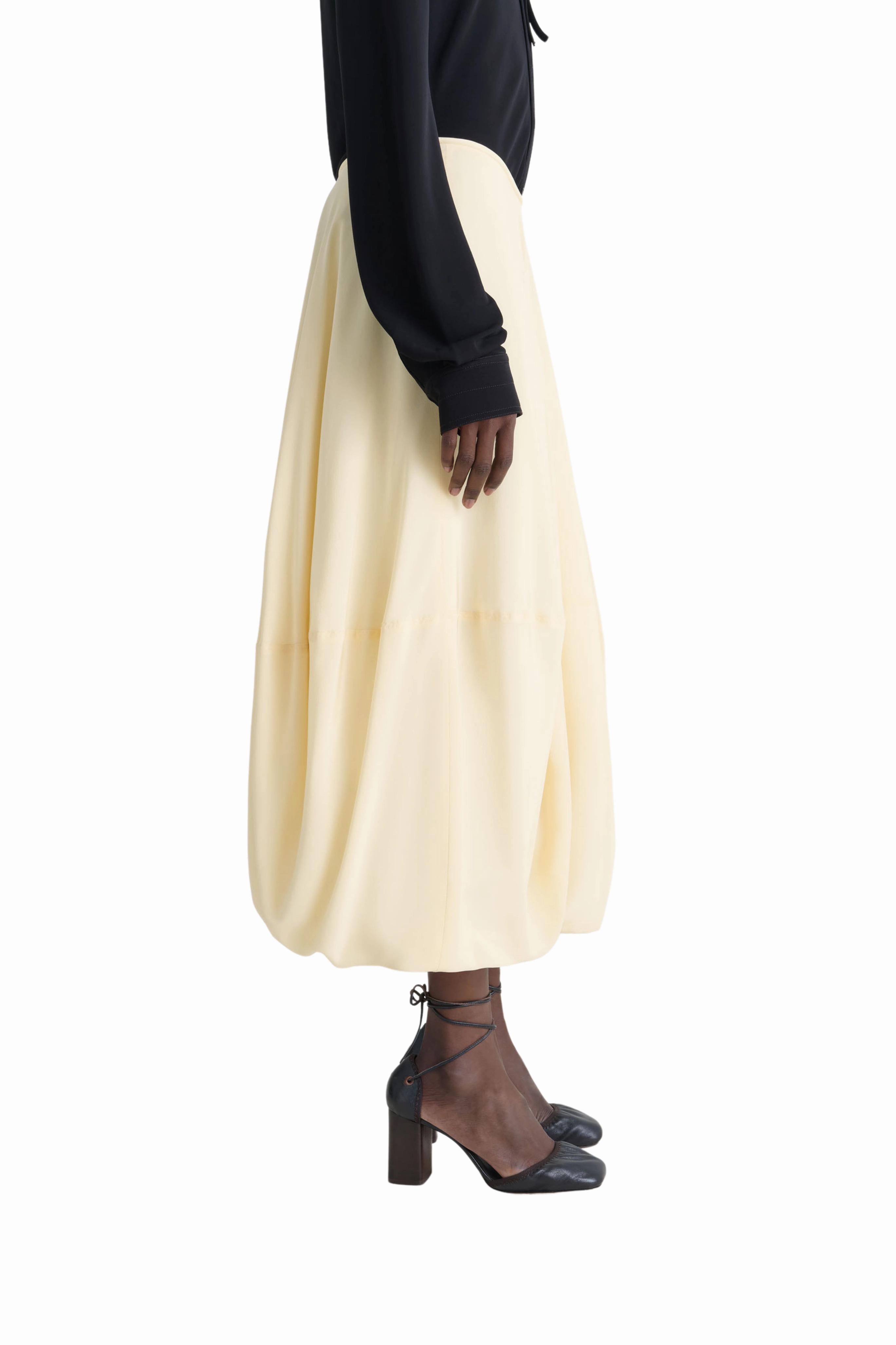 Balloon Skirt Pleated design Detail Focus