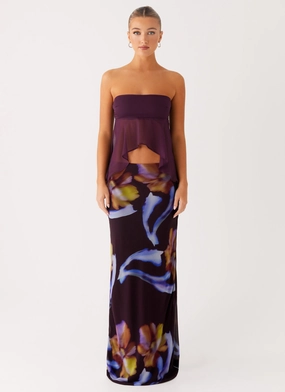 Monochrome Outfit Outfit Essence Barbados Maxi Skirt - Dark Floral
