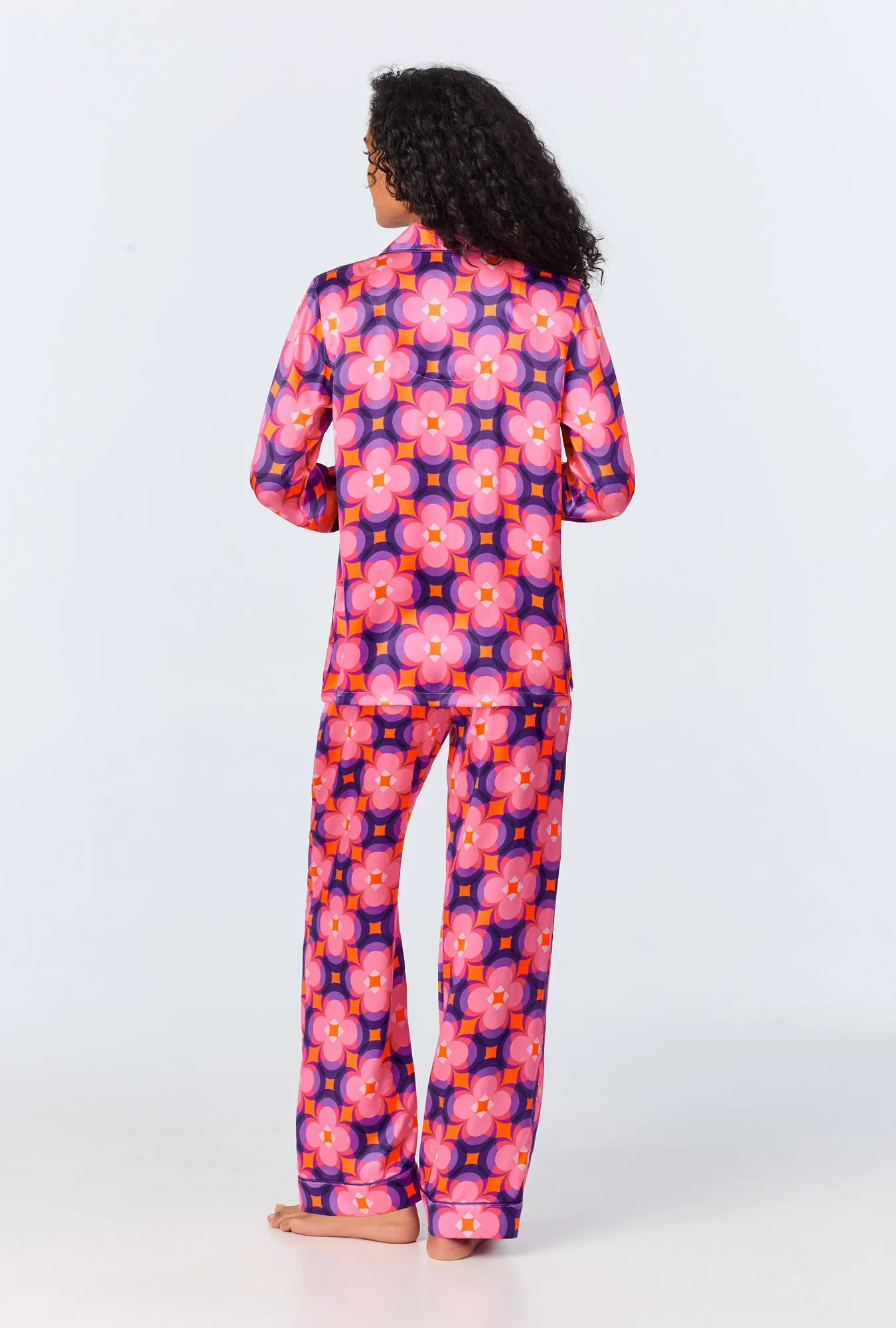 BedHead x Trina Turk Space Cat Long Sleeve Classic Woven Washable Silk PJ Set