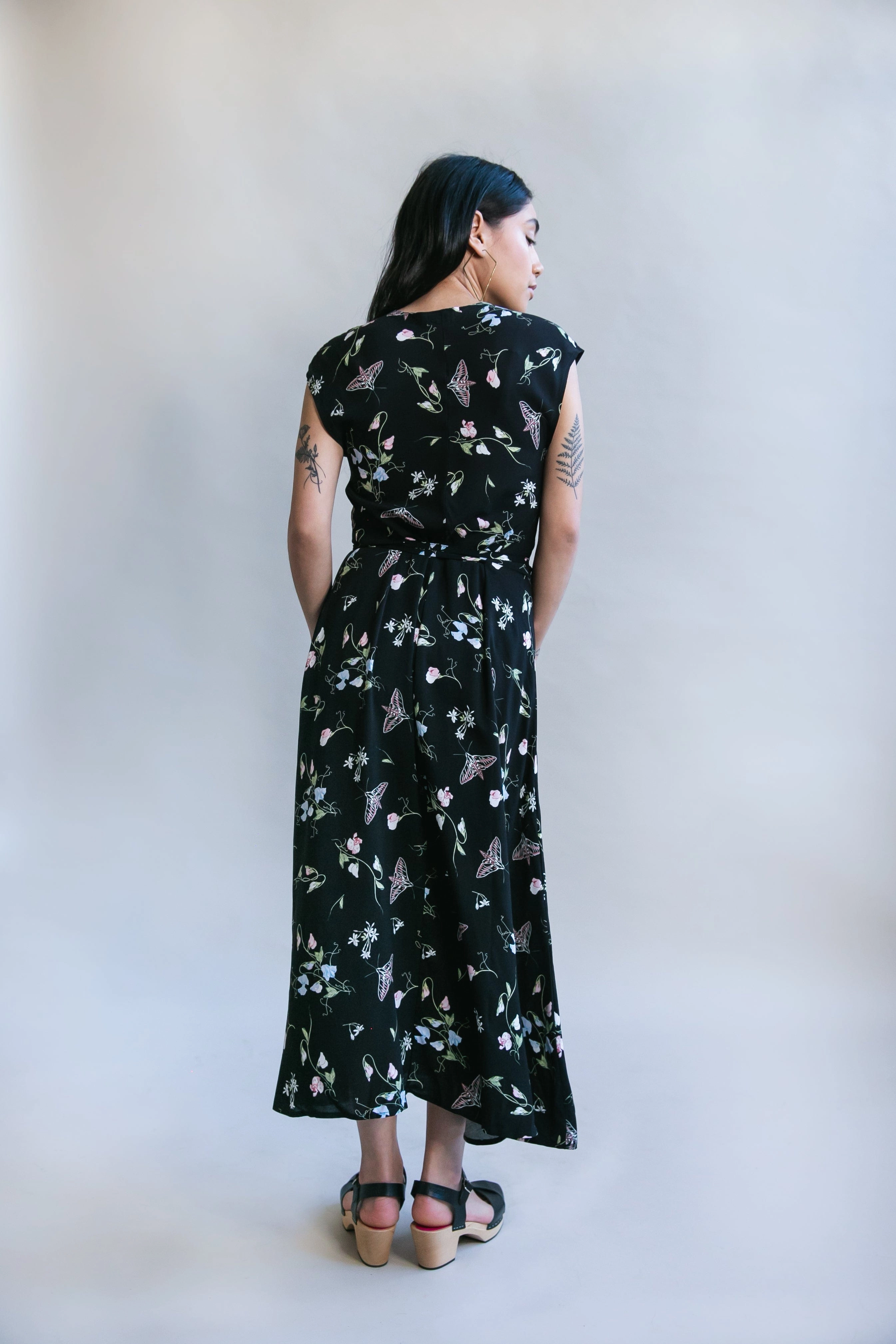 Tulle Air Magnetic-Closure Belted Bias Dress in Sweet Pea Challis
