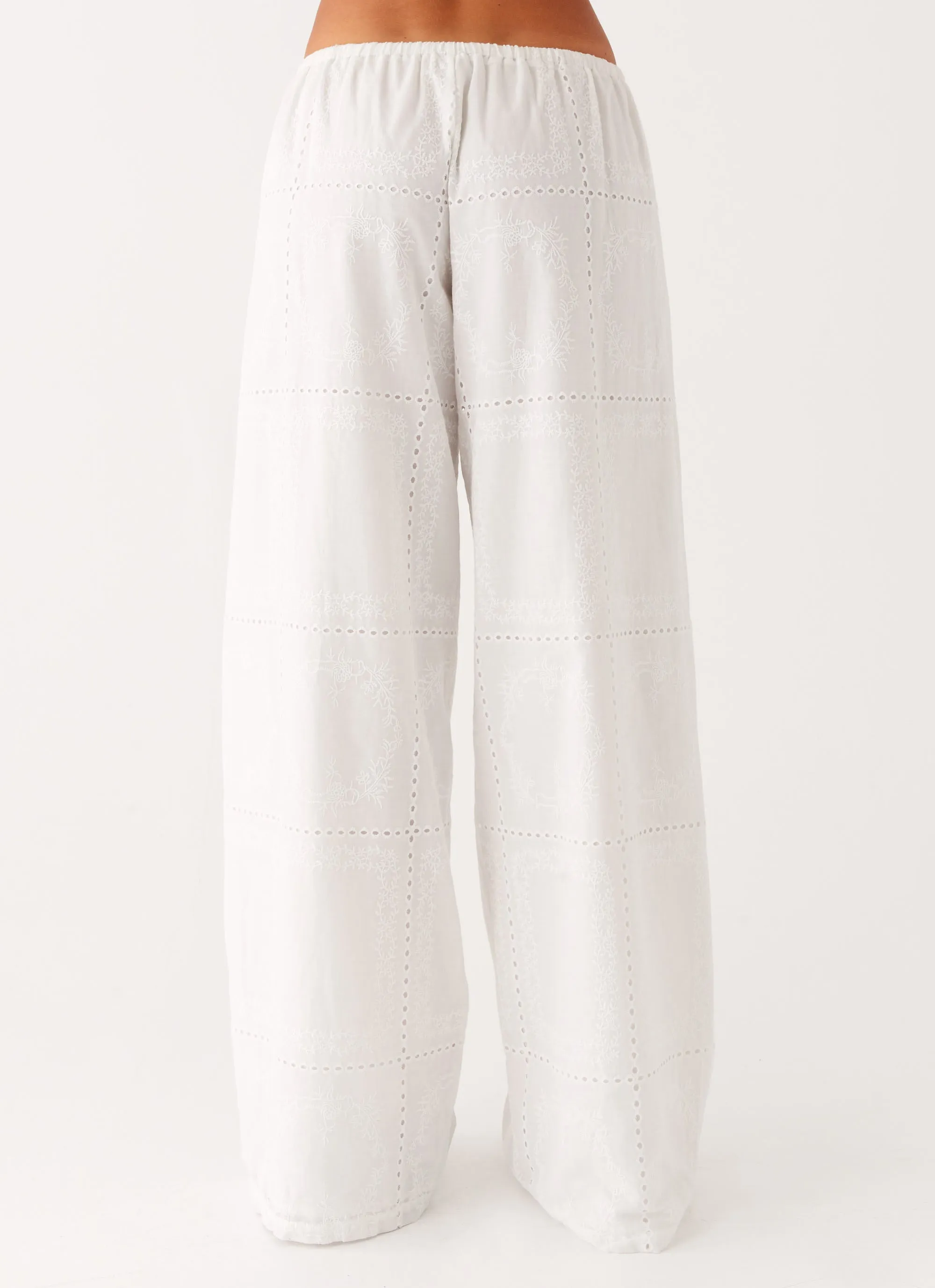 Body Aligned RecyclablePackaging Bille Low Rise Pants - White