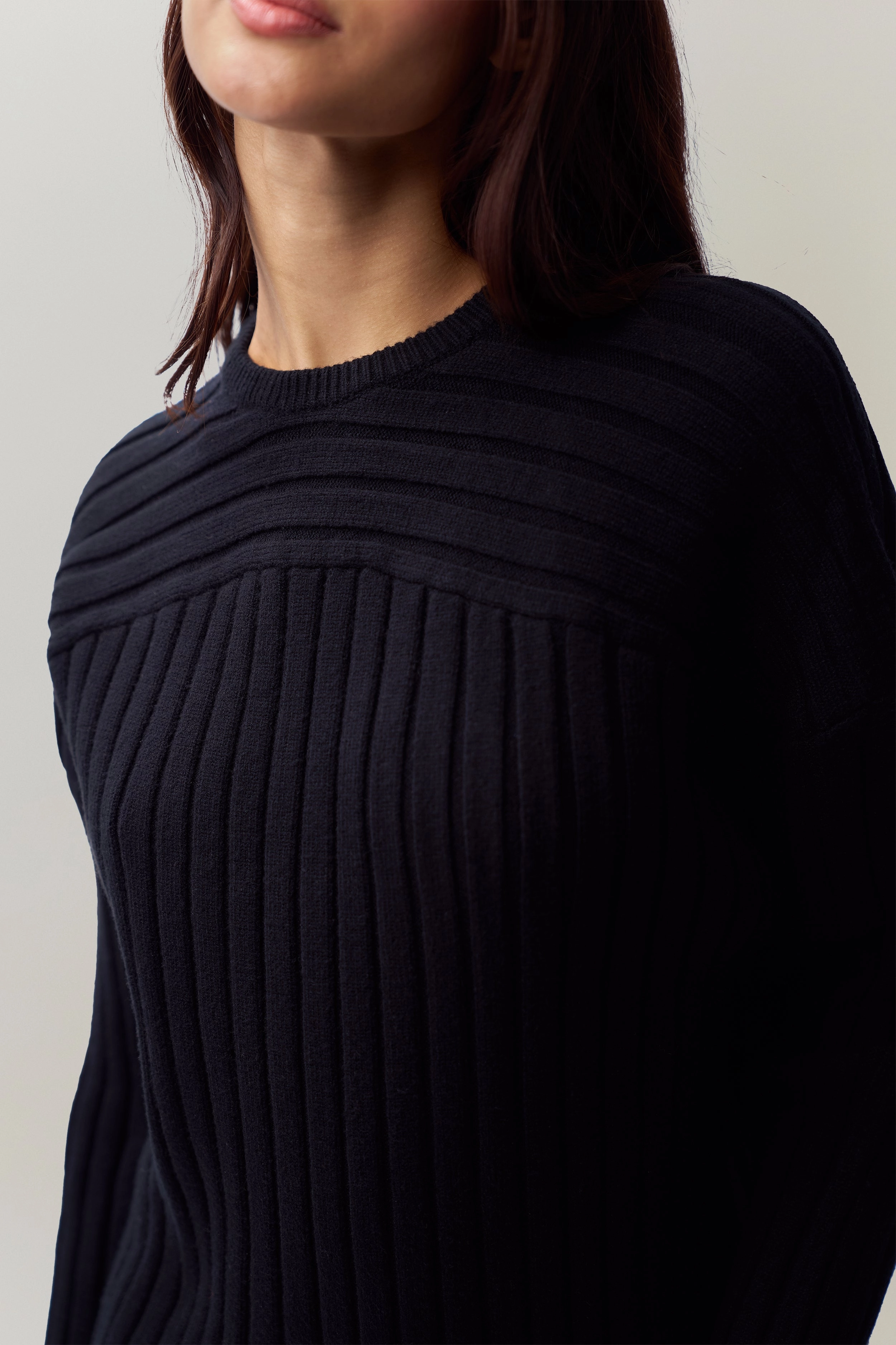 Tubular Knit Structure Understated Charm Cleon Rib Knit Pullover