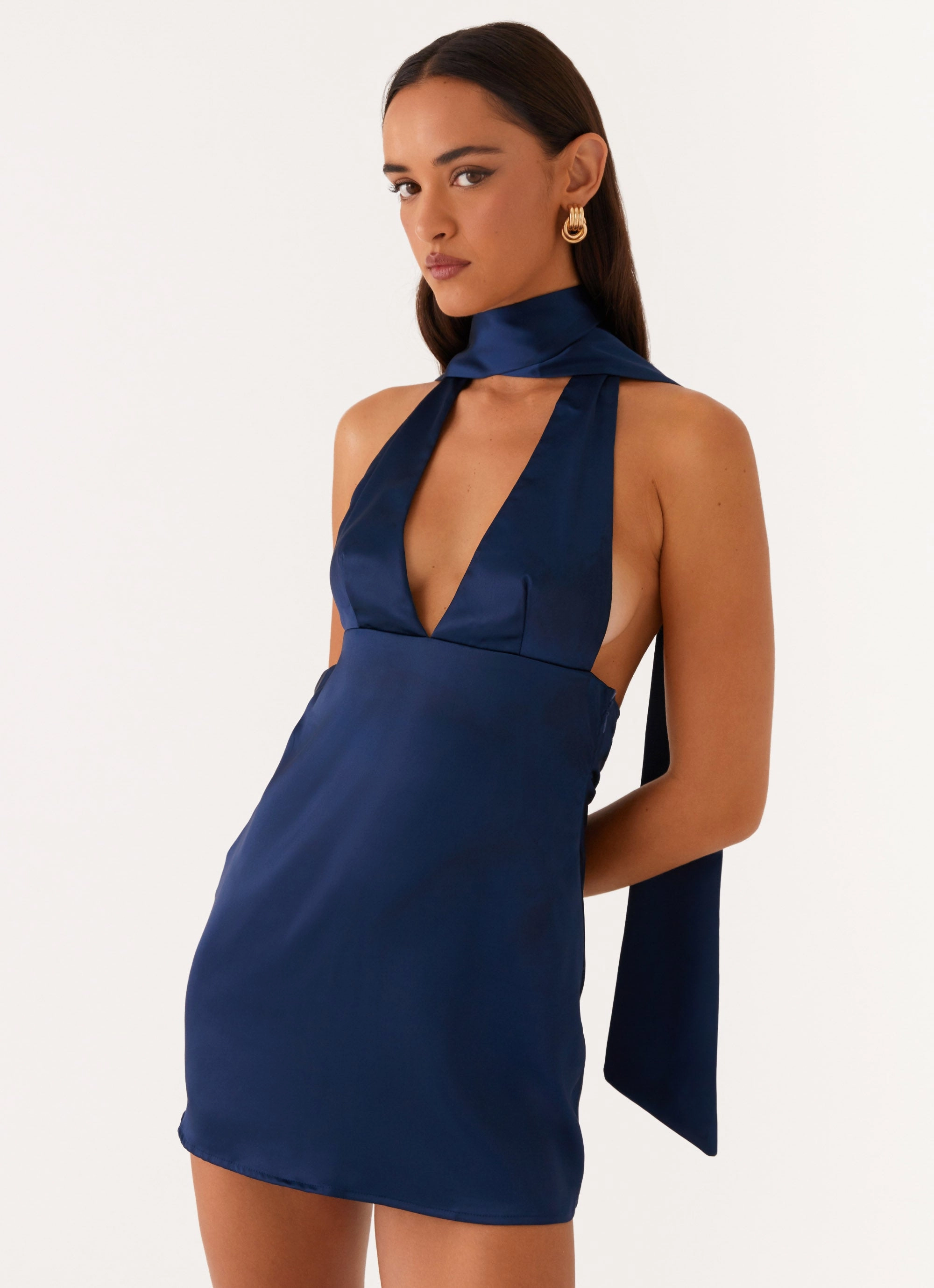 Outfit Focused ruffle trim Alicia Satin Halter Mini Dress - Navy