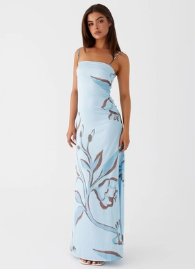 Sleek Tailoring Aster Bloom Maxi Dress - Blue Floral