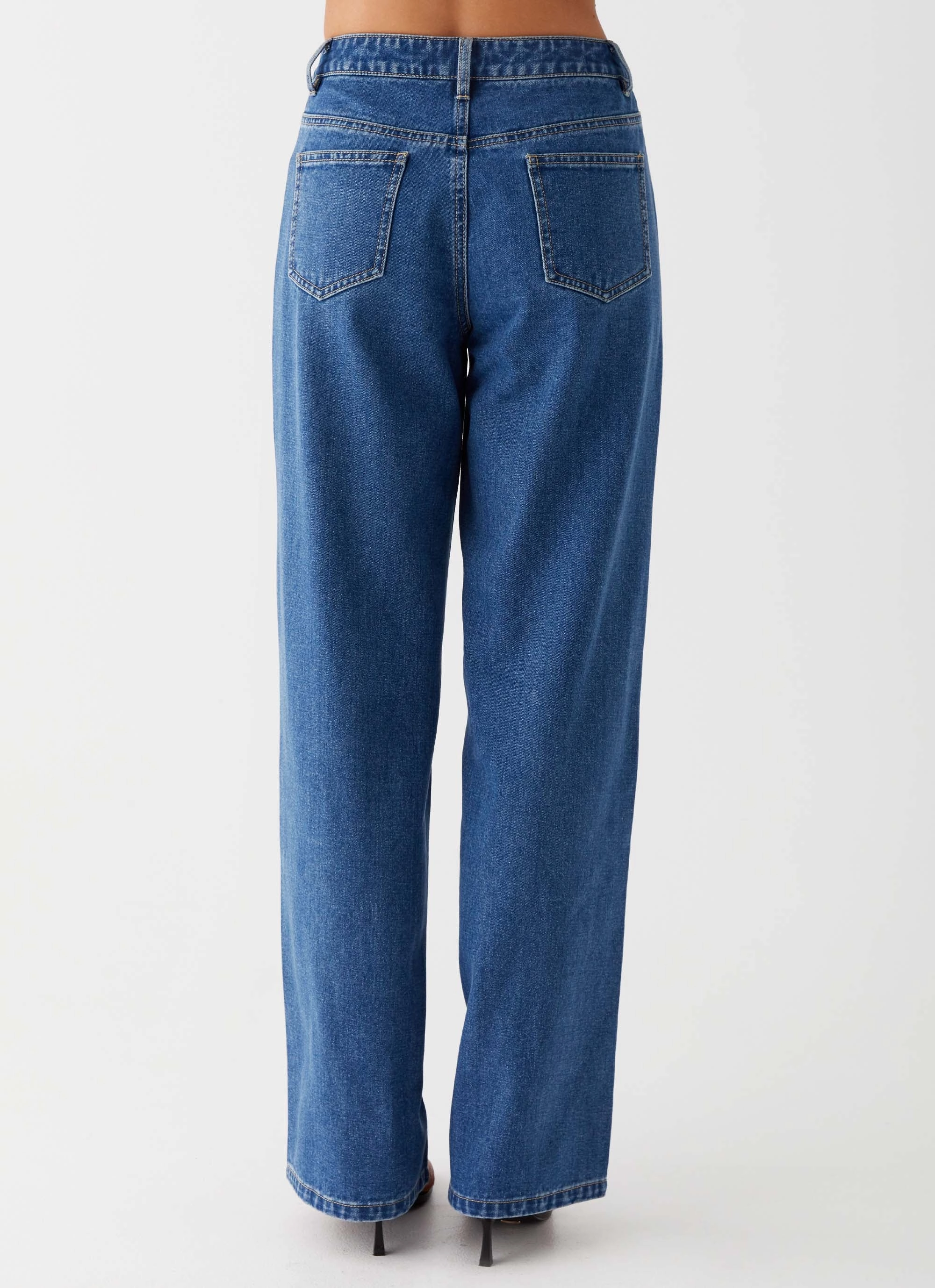 Keanna Low Rise Jeans - Indigo Casual Friday Versatile Modern Minimalist Rainy Day