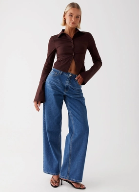 Keanna Low Rise Jeans - Indigo Simple Outfit Crisp Look