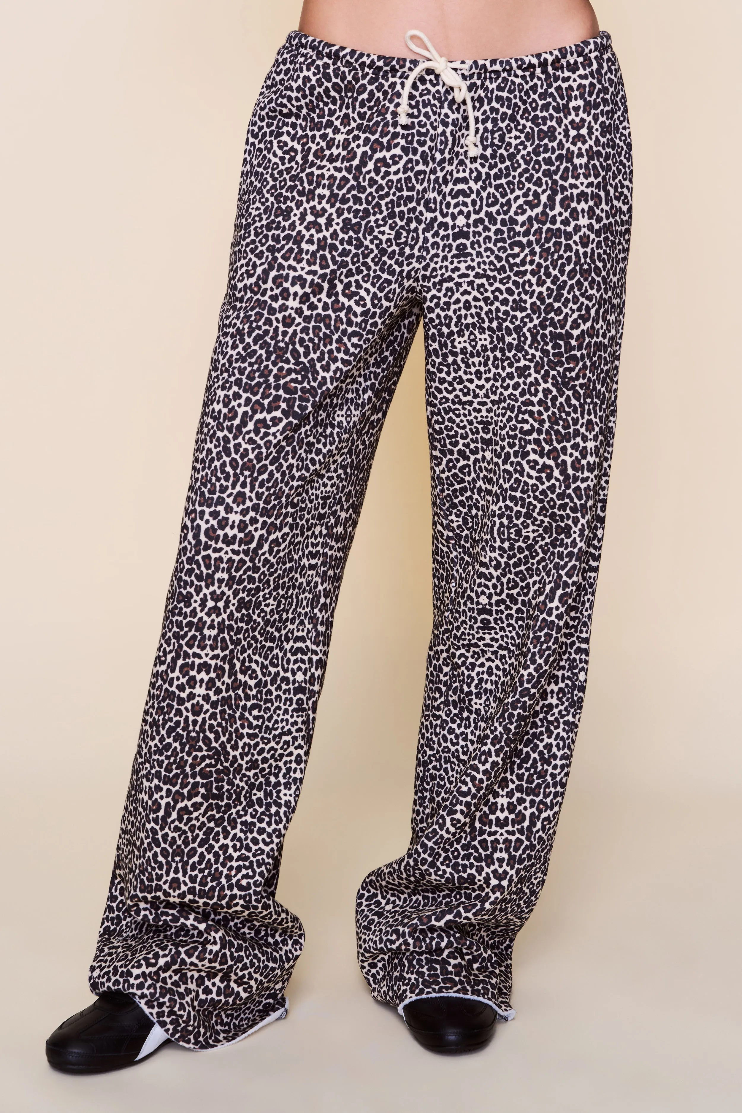 Roll-up style Drawstring Fleece Pant