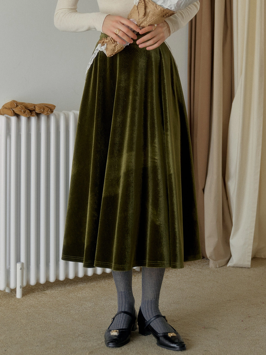 Sport Ready Fit Relaxed Comfort Wear Azari Contrast Lace Paneled Pocket Velvet Skirt - Green