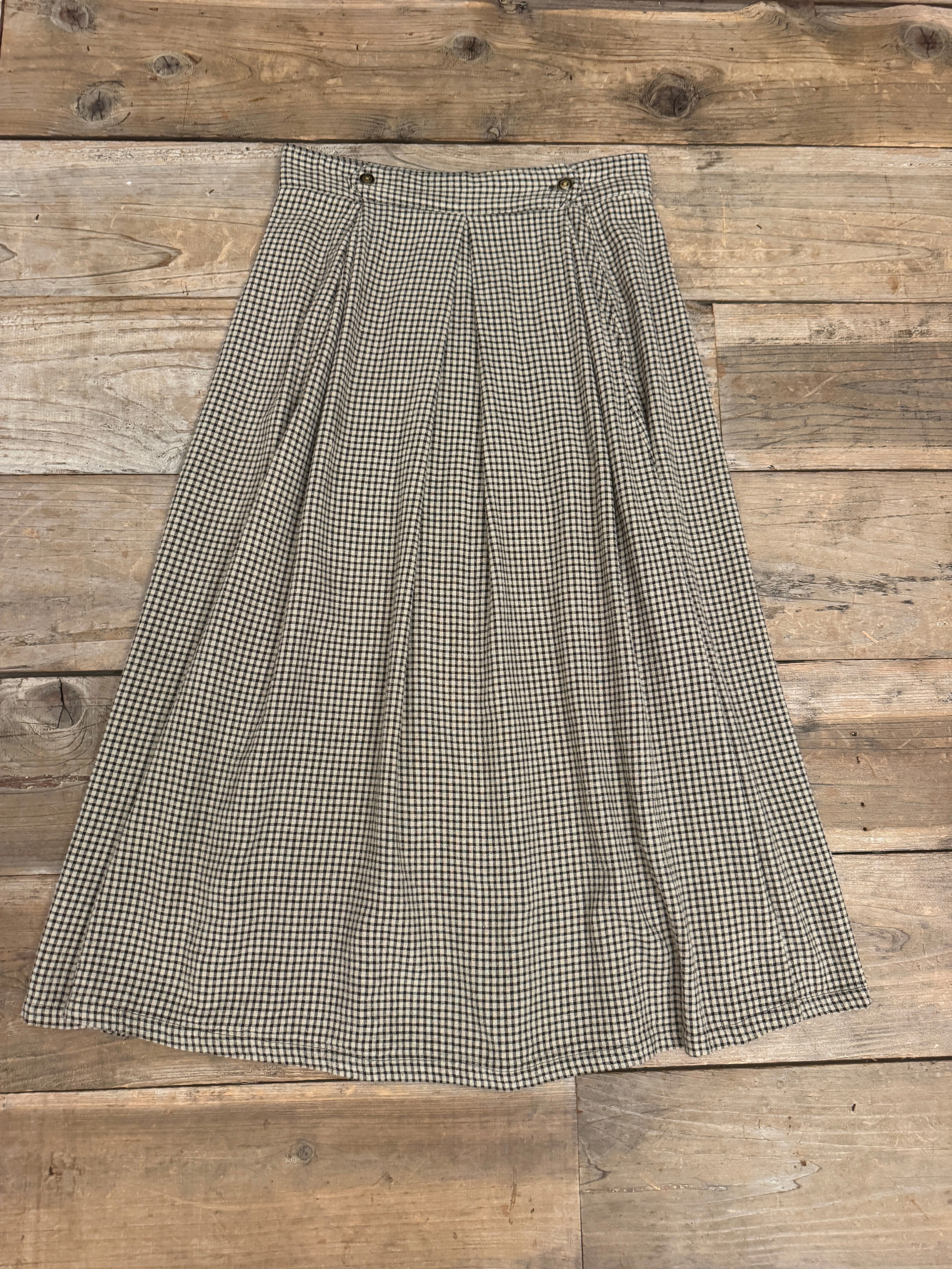 Rue Skirt in Cotton Gingham Chill Fit Moisture control