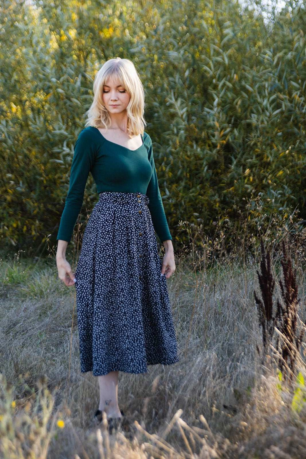 Padded hips Trices Skirt in Black Floral