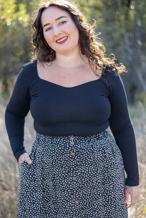 Printed design Trices Skirt in Black Floral