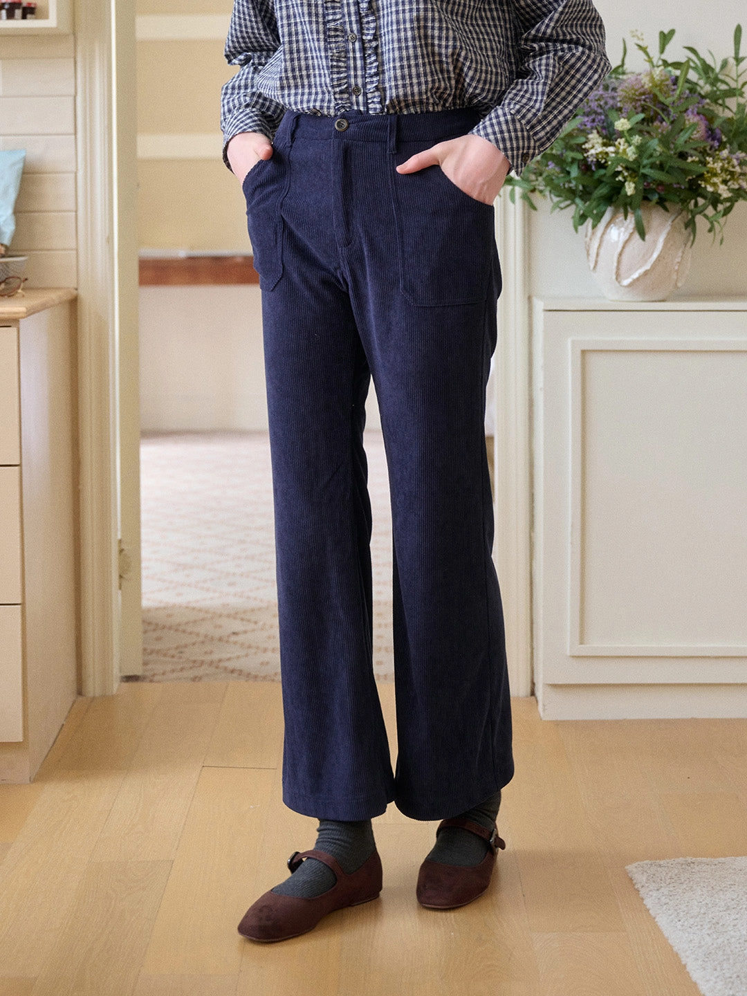 Lexi Corduroy Straight Trousers Travel Outfit Music Event