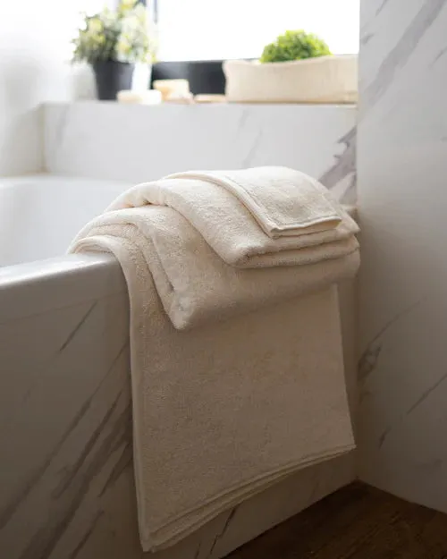 Bridal Bundle (2 Bathrobes   4 Towels)
