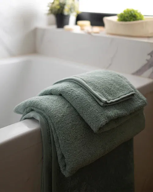 Bridal Bundle (2 Bathrobes   4 Towels)