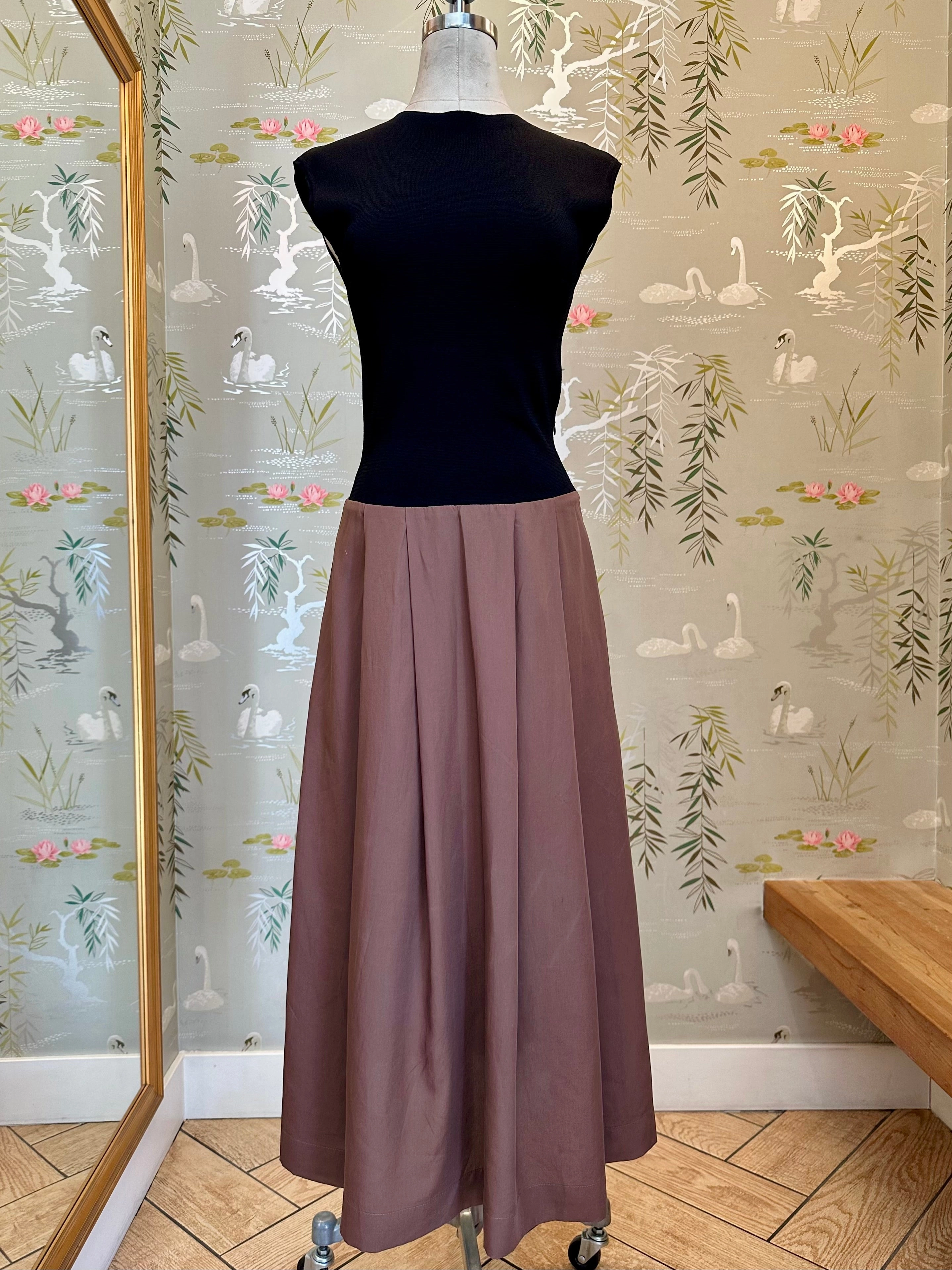 Romantic Mood Modern Design Bridget Contrast Dress- Brown/Black