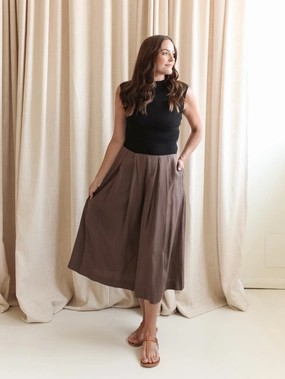 Lace-Trim Bell-Sleeve Bridget Contrast Dress- Brown/Black