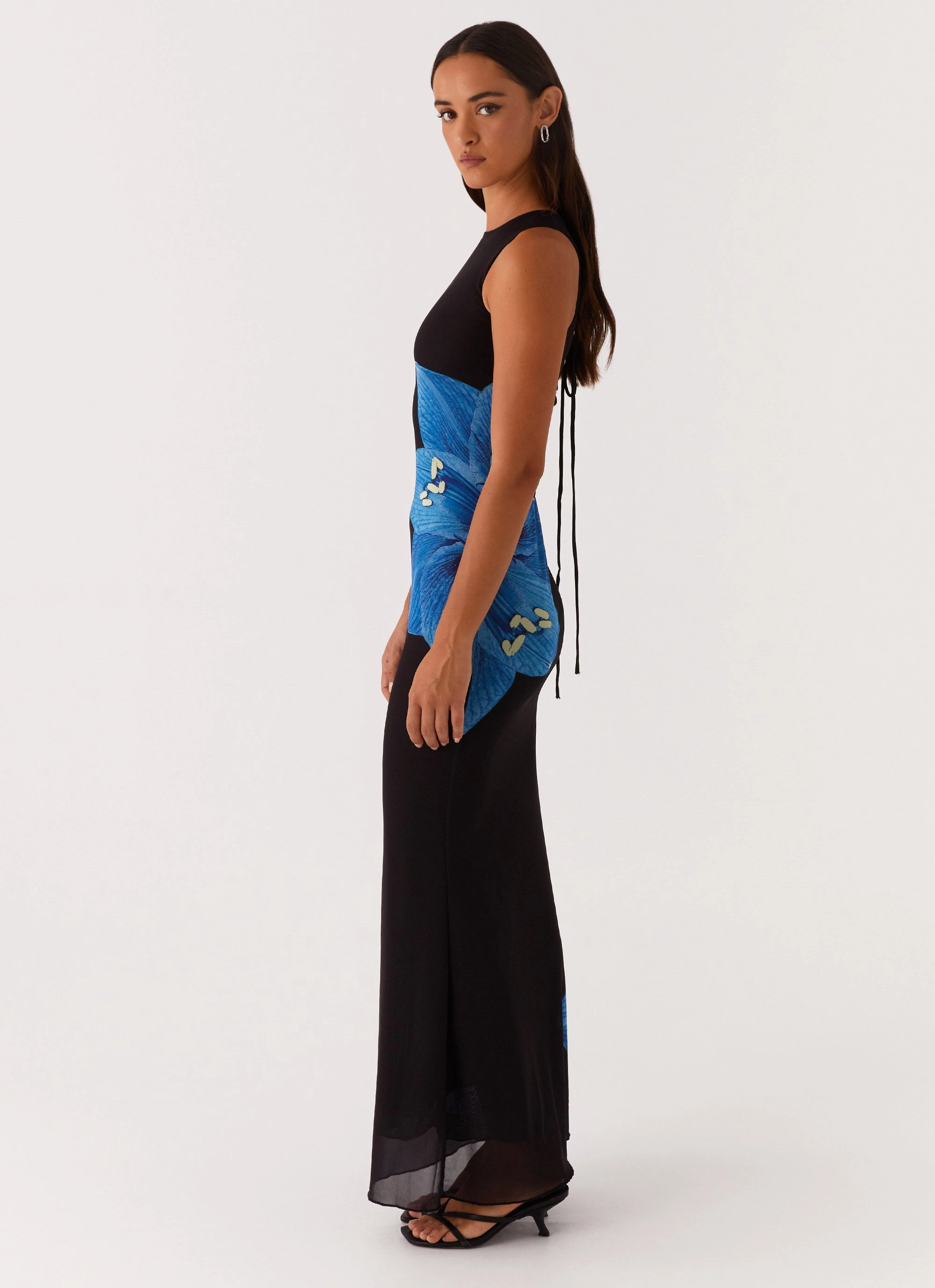Graceful Ease Manhattan Nights Maxi Dress - Black