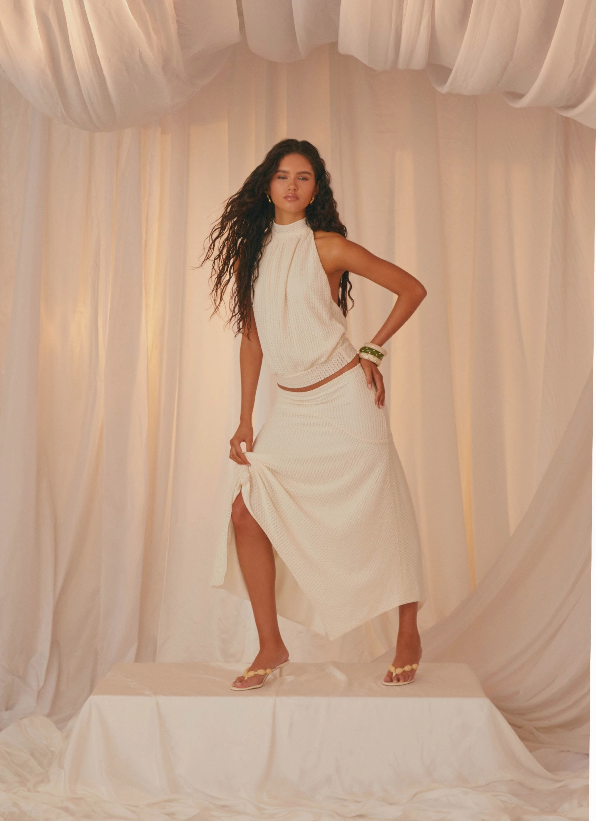 Evaden Low Rise Midi Skirt - Ivory Moisture Wicking Textile