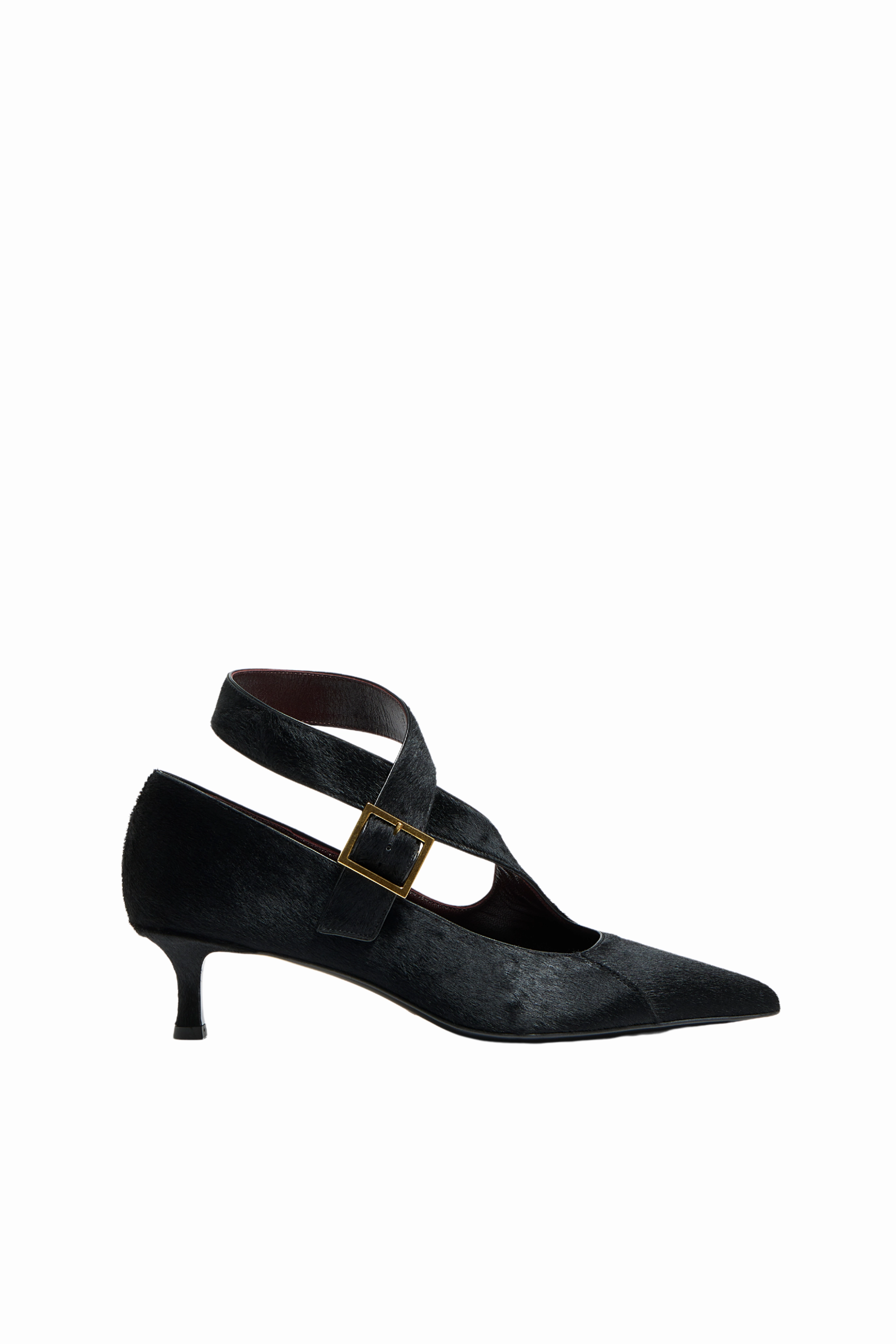 Smooth Zipper Integration Wrinkle Resistant Calfhair Sloan Pump in Black