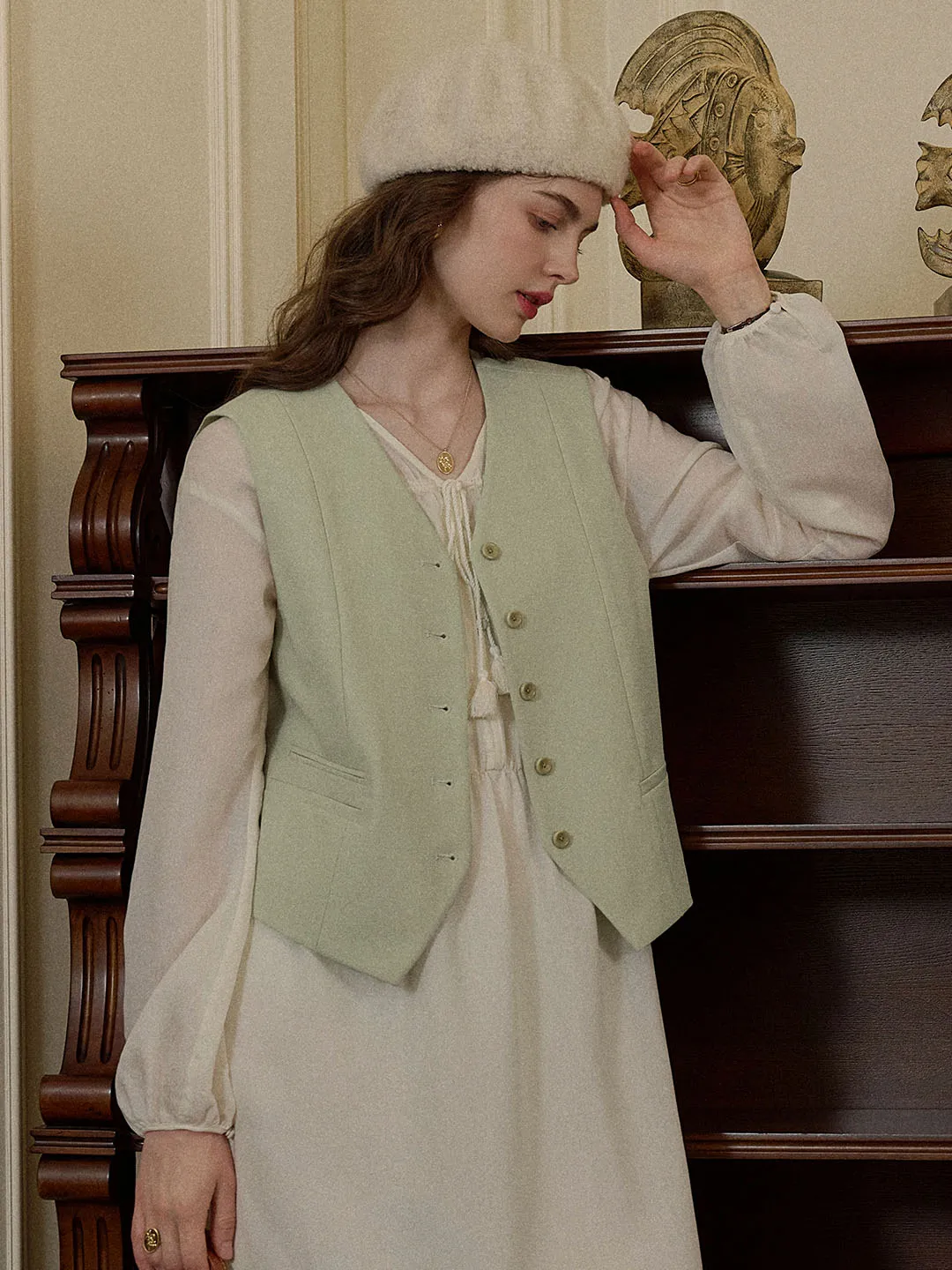 Camille Simple V-neck Vest FadeResistant