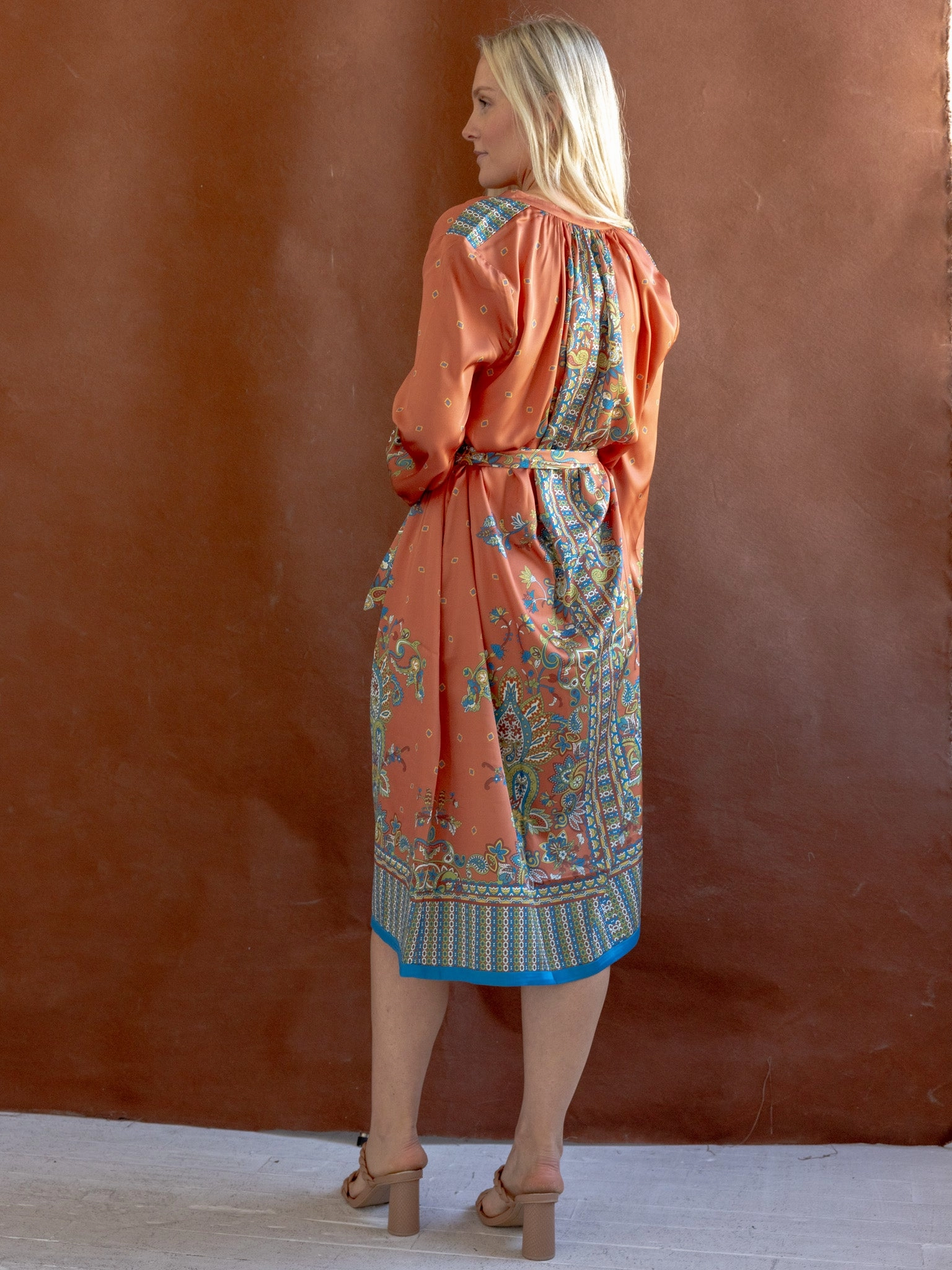 Sara Paisley Dress Love Soft Refined fit