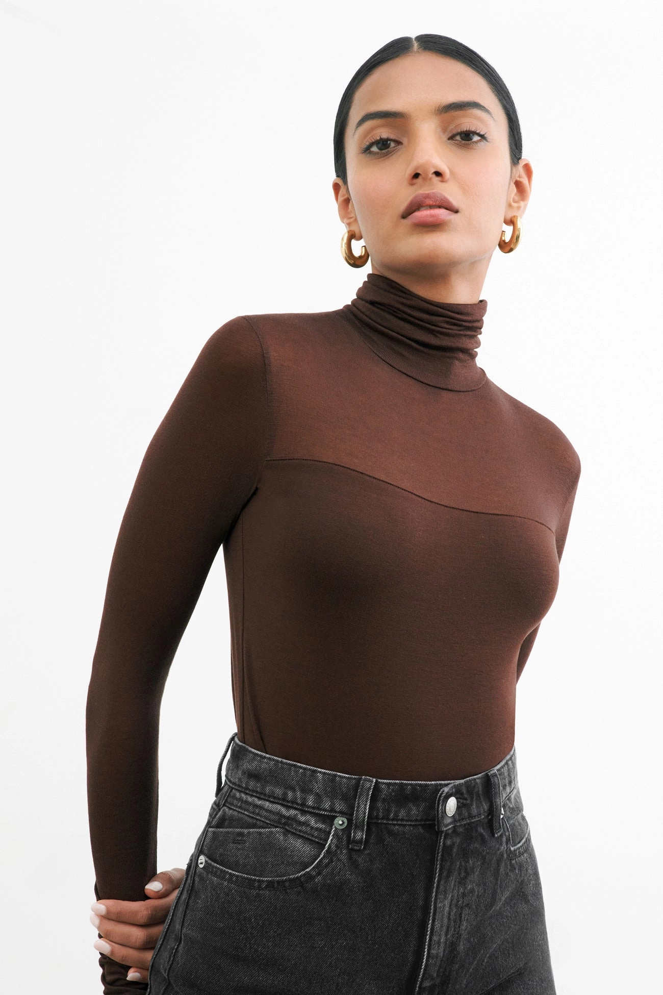 DoubleLayeredCollar Cara Top