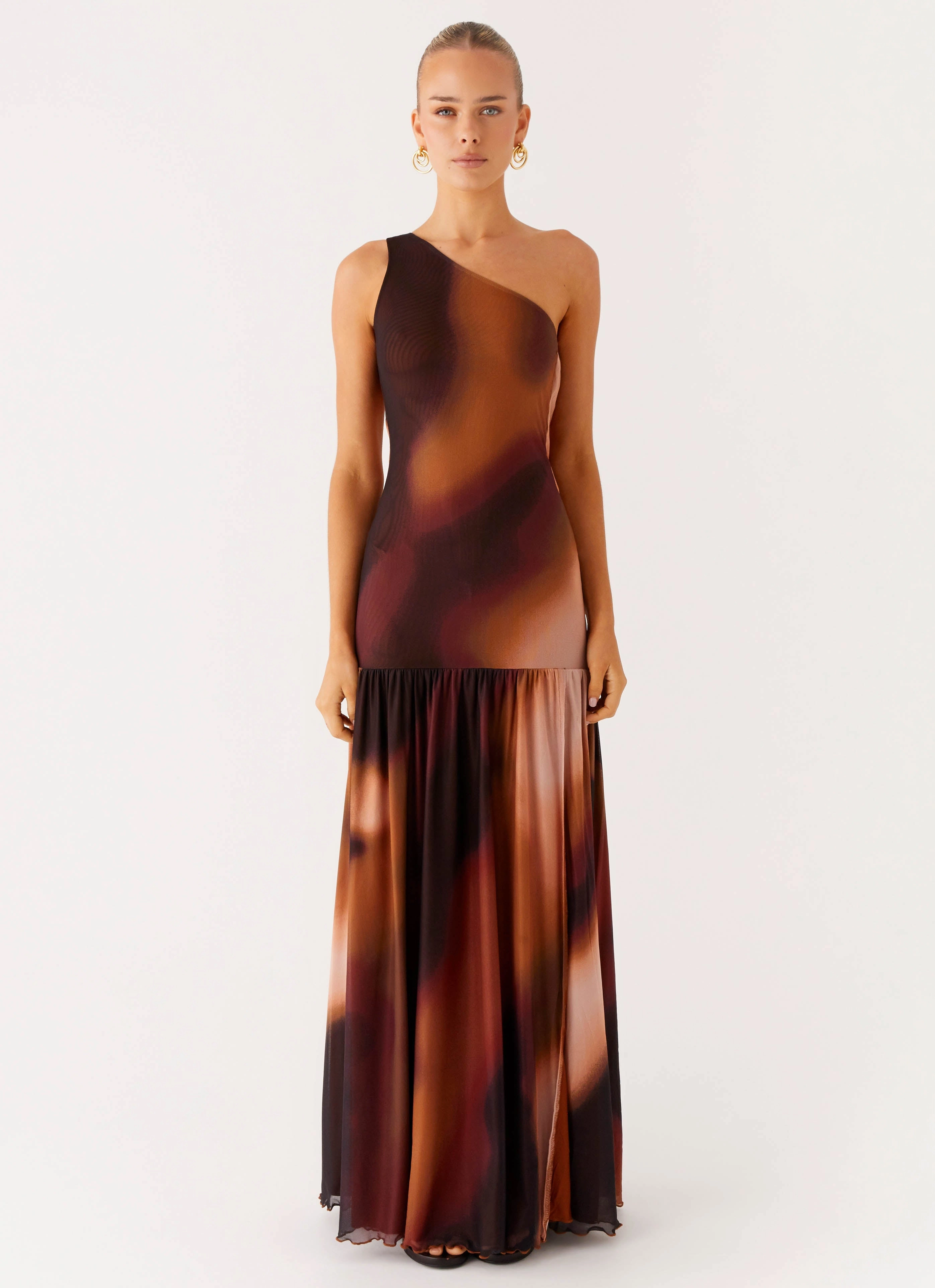 Elegant Fit Resort Outfit Carlina Maxi Dress - Black Gradient