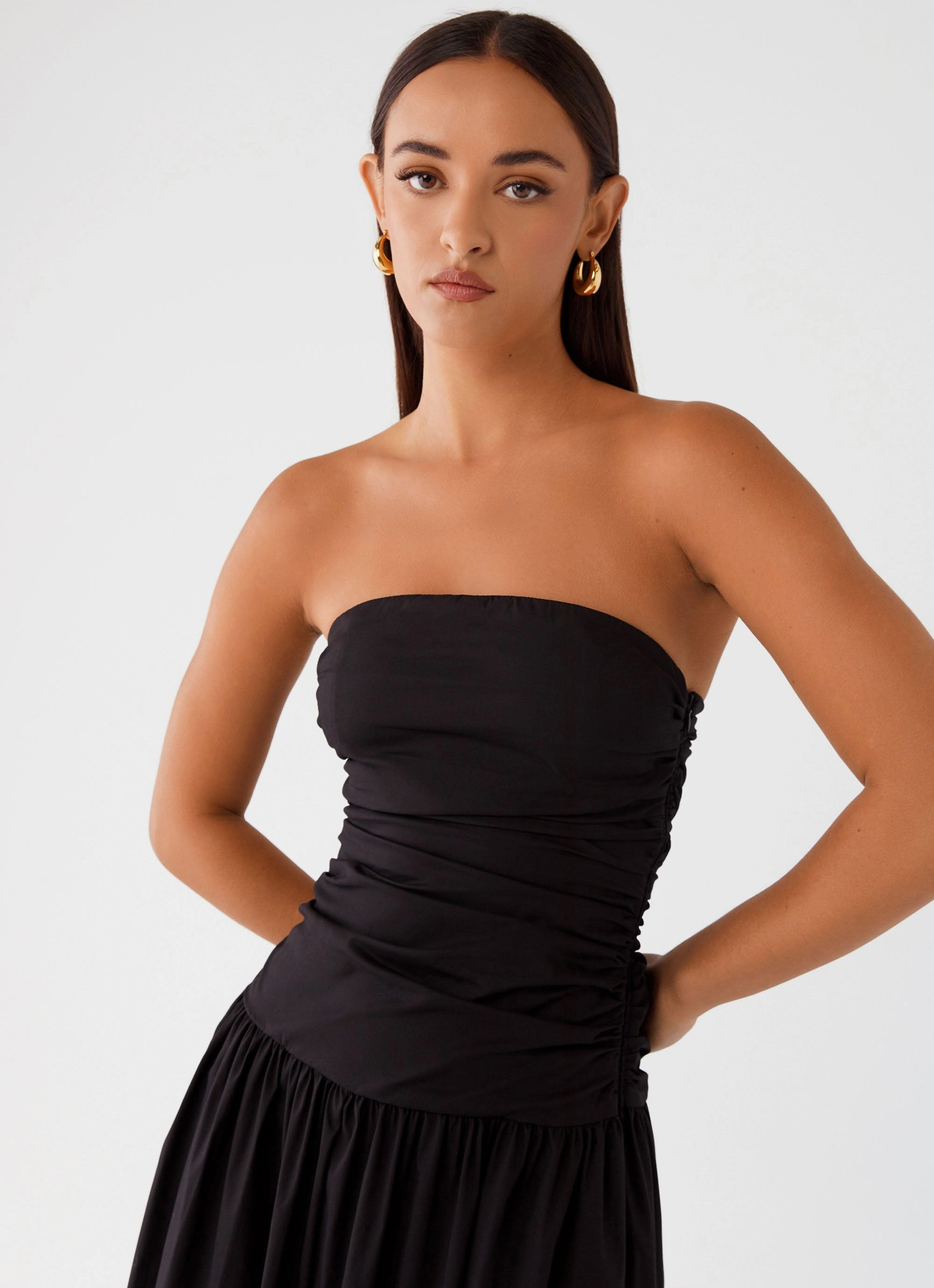 Fall Mood Smooth silhouette Carmel Maxi Dress - Black
